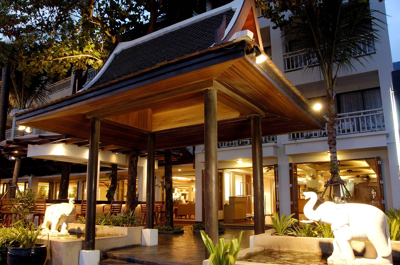 Sunset-Beach-Resort-General-view-4