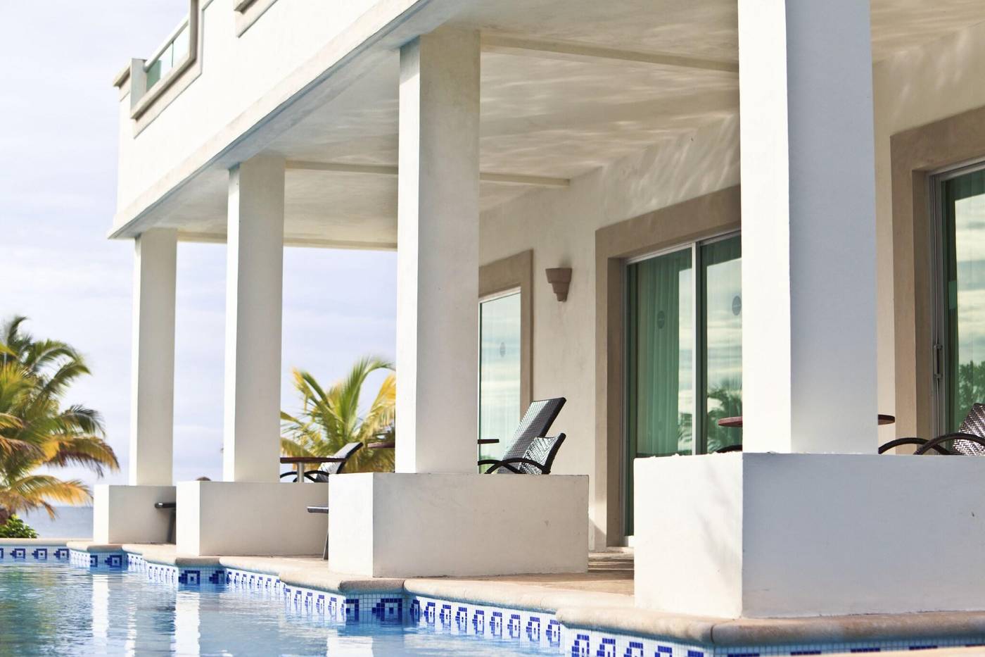 Bluebay-Grand-Esmeralda-Room-11