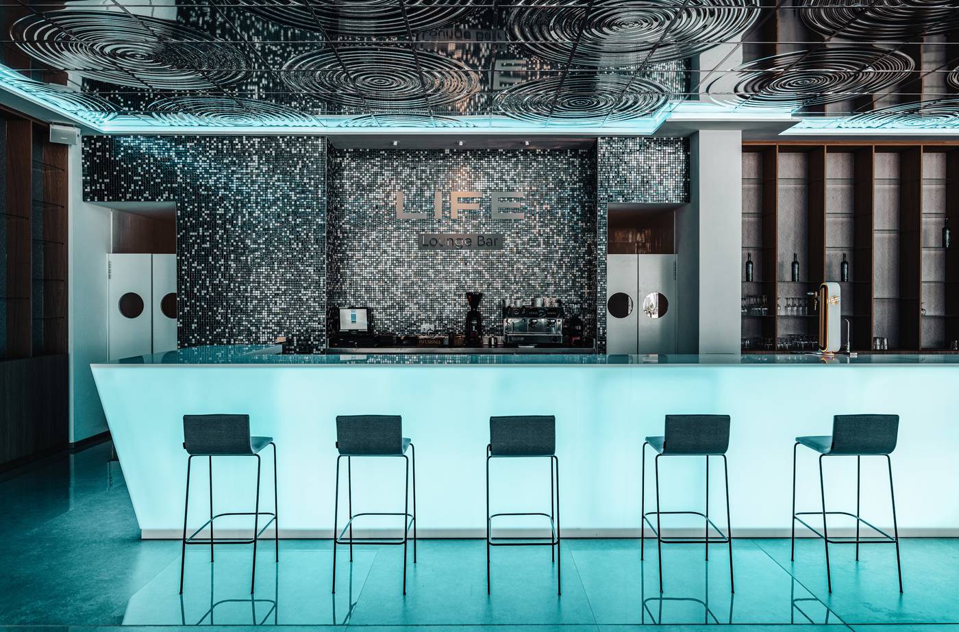 The-Ibiza-Twiins-Bar-54