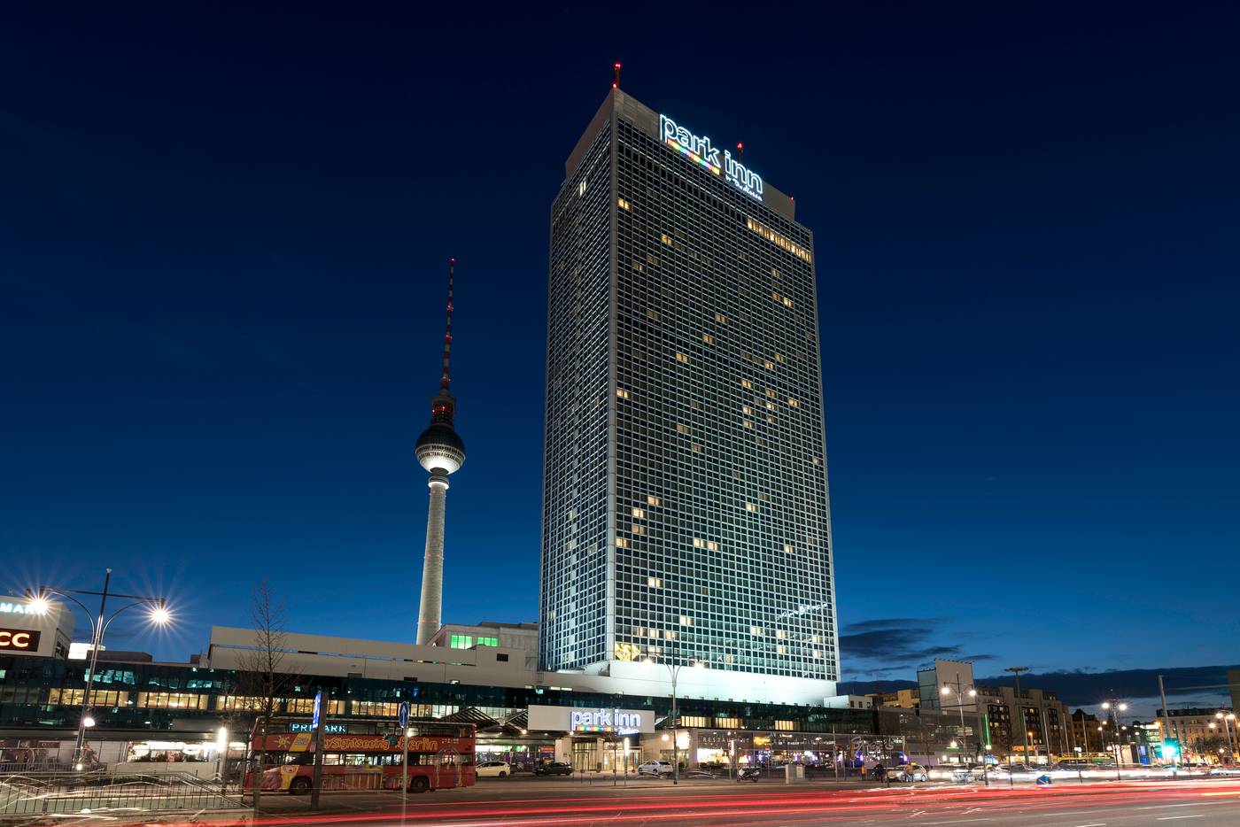 Park-Inn-by-Radisson-Berlin-Alexanderplatz-General-view-87