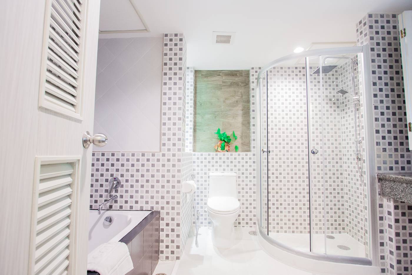 Karon-Sea-Sands-Resort---Spa-Room-37