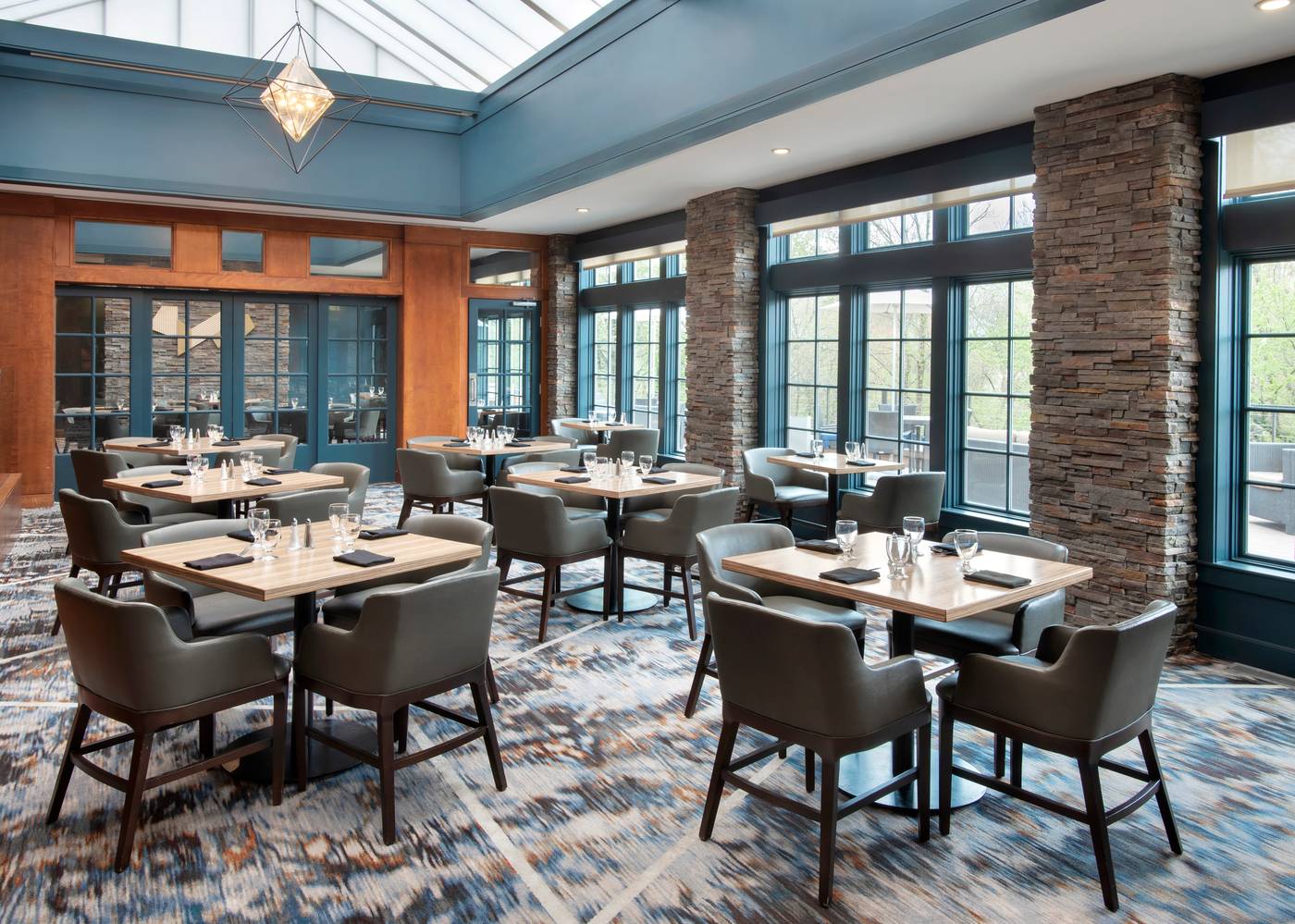 Boston-Marriott-Burlington-Restaurant-32