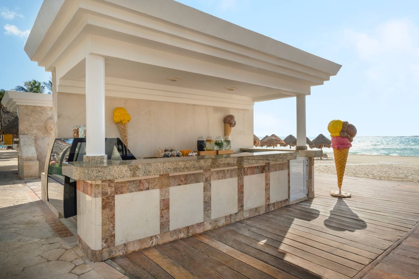 Iberostar-Waves-Quetzal-Bar-81