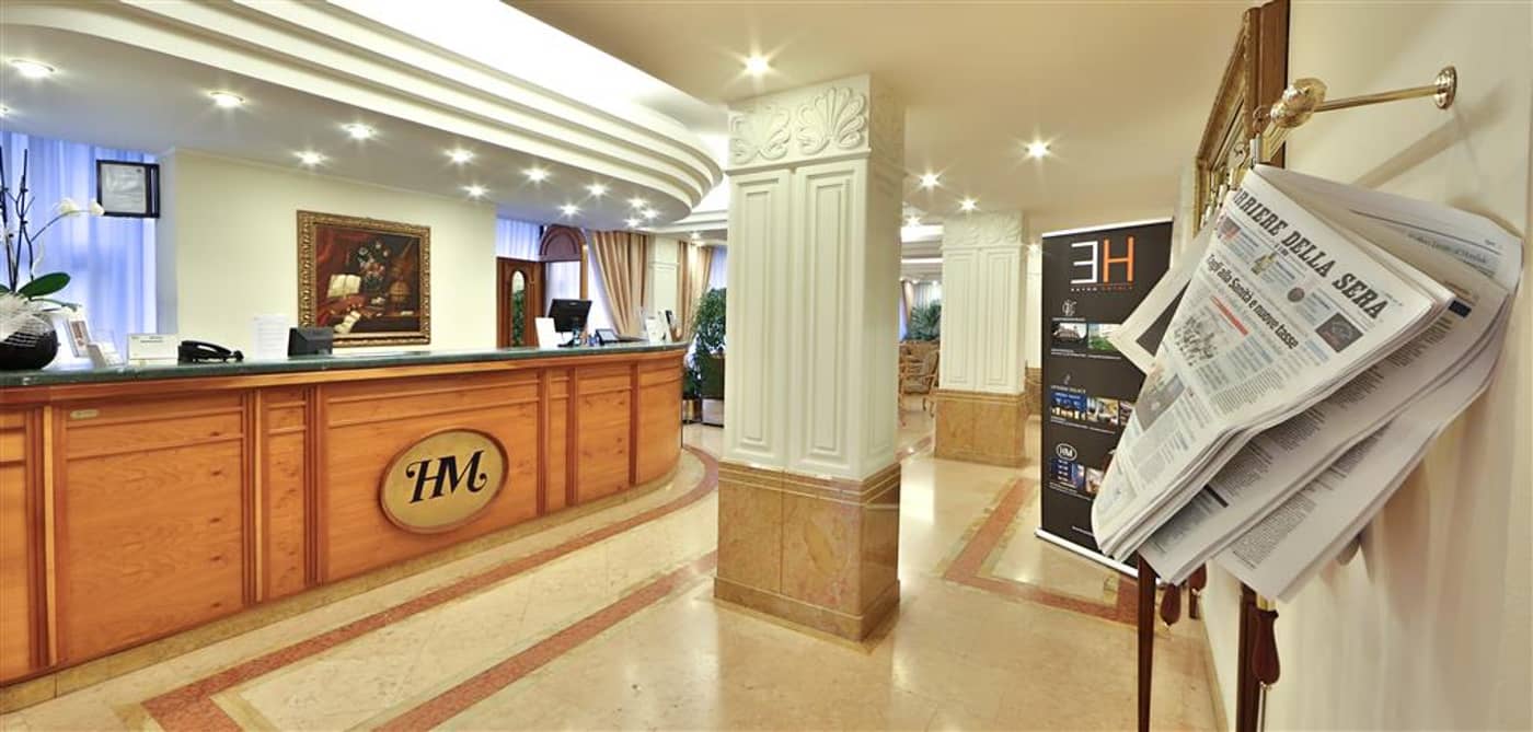 Hotel-Mozart-Lobby-3