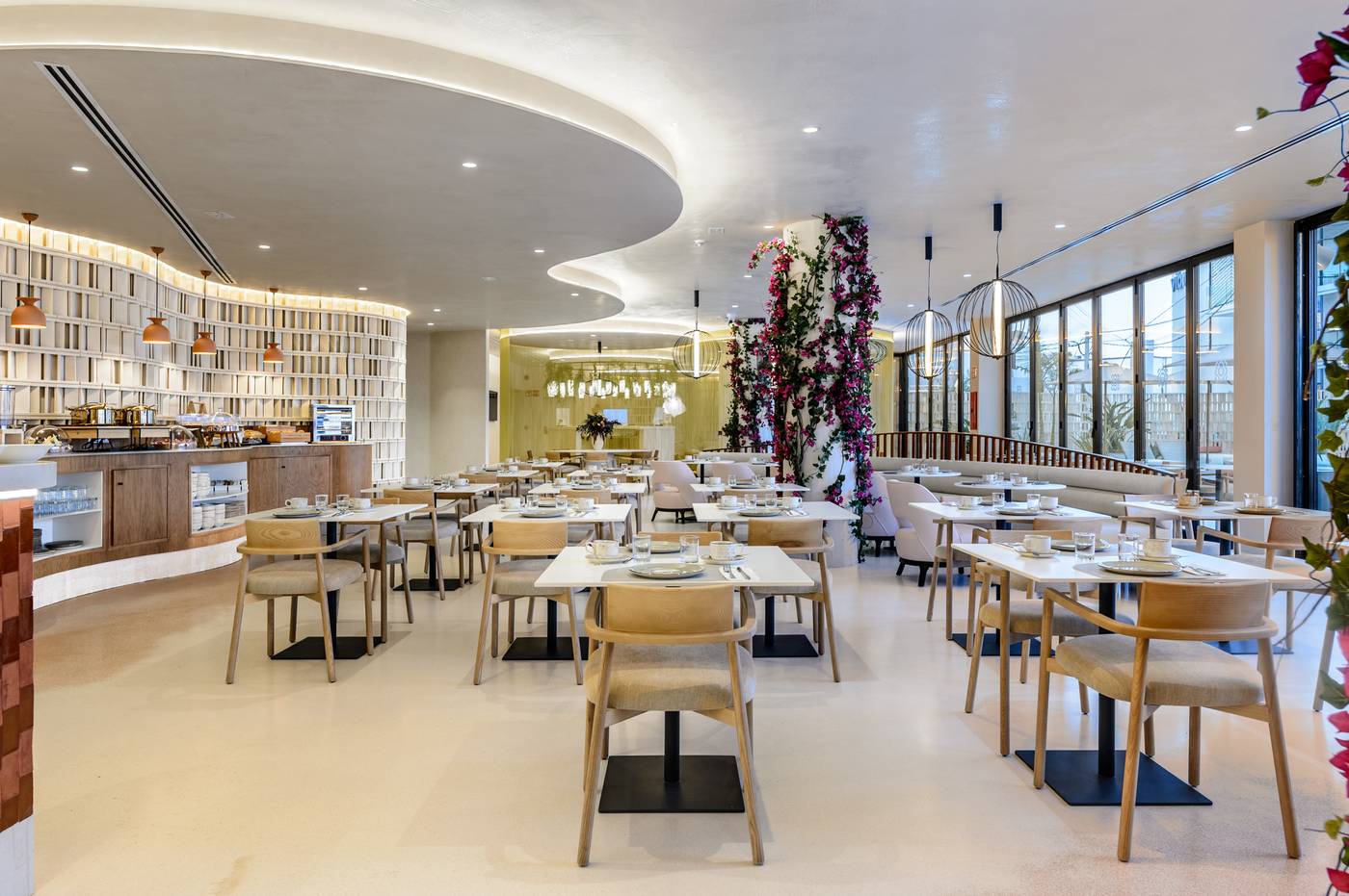 18.08.25 Vibra Yamm Urban Hotel - Adults Only