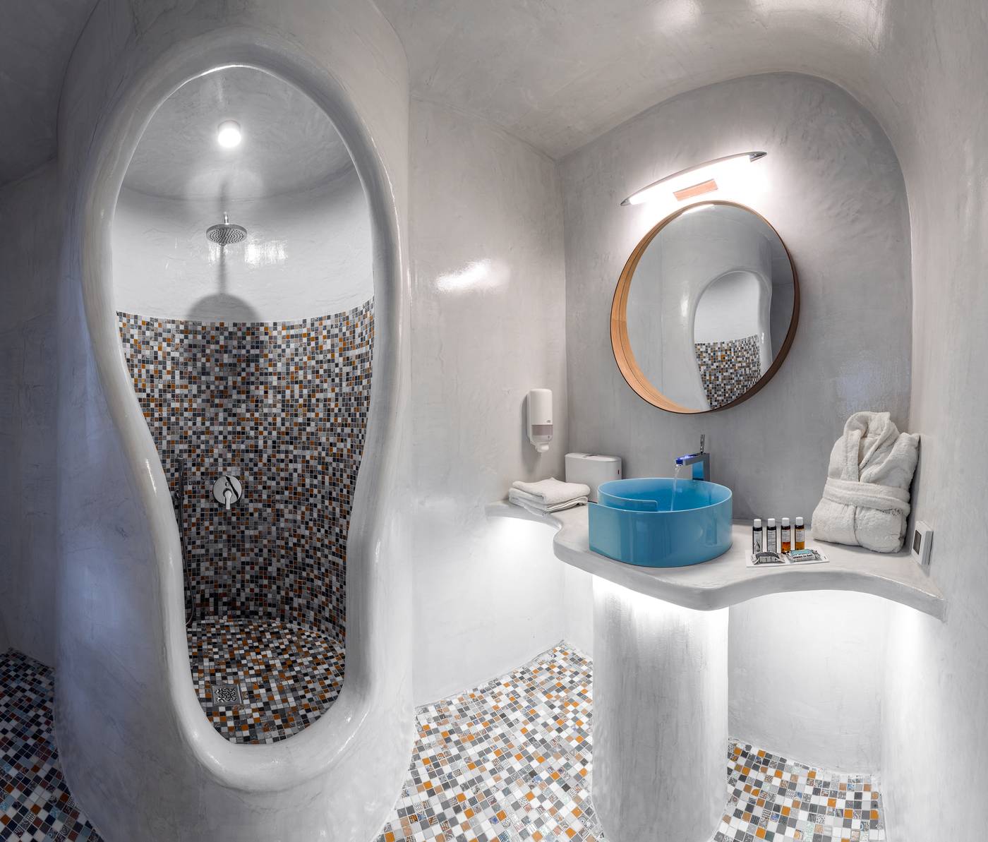 Elite-Luxury-Suites-Room-35