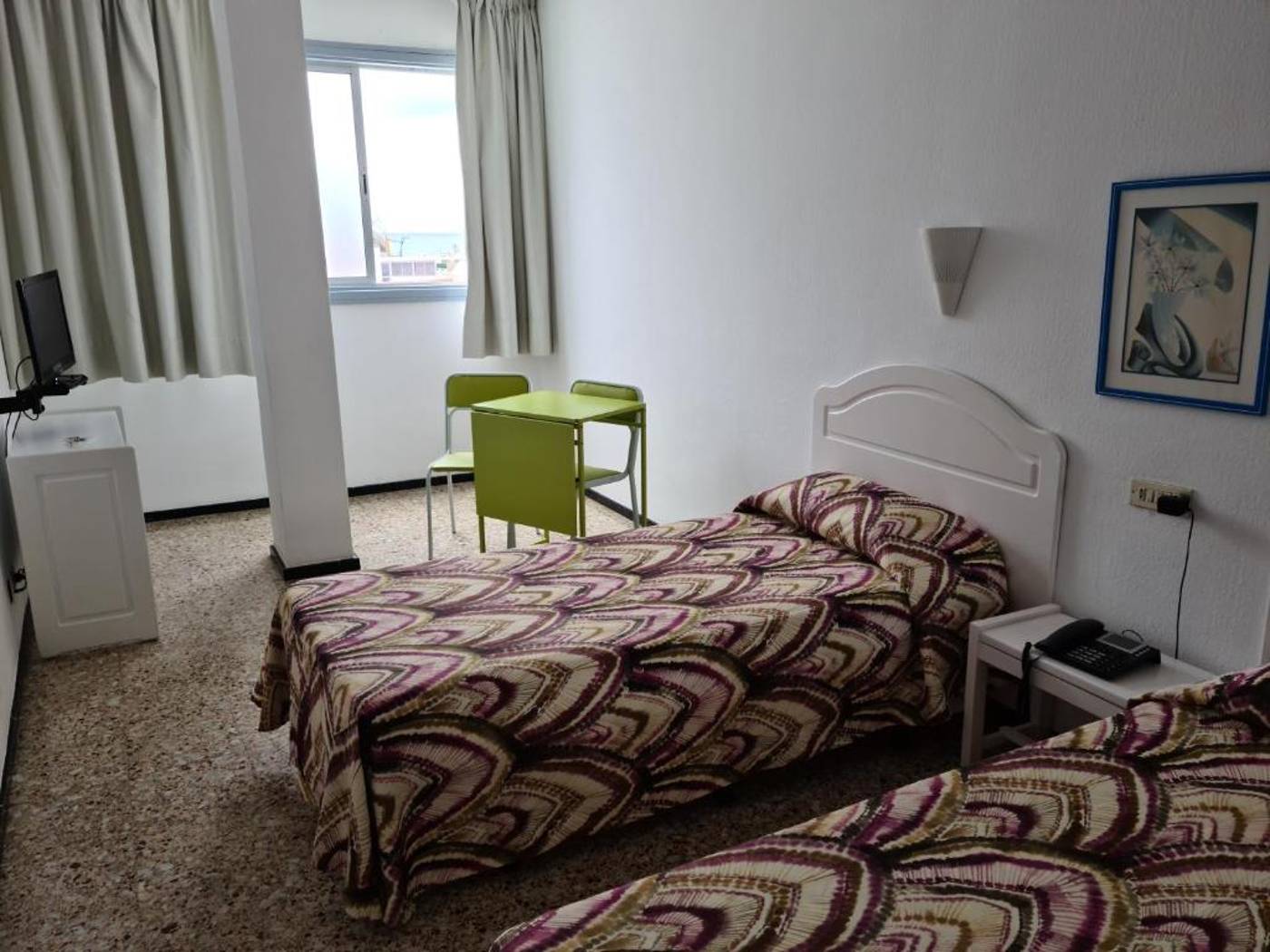 Catalina-Park-Room-2