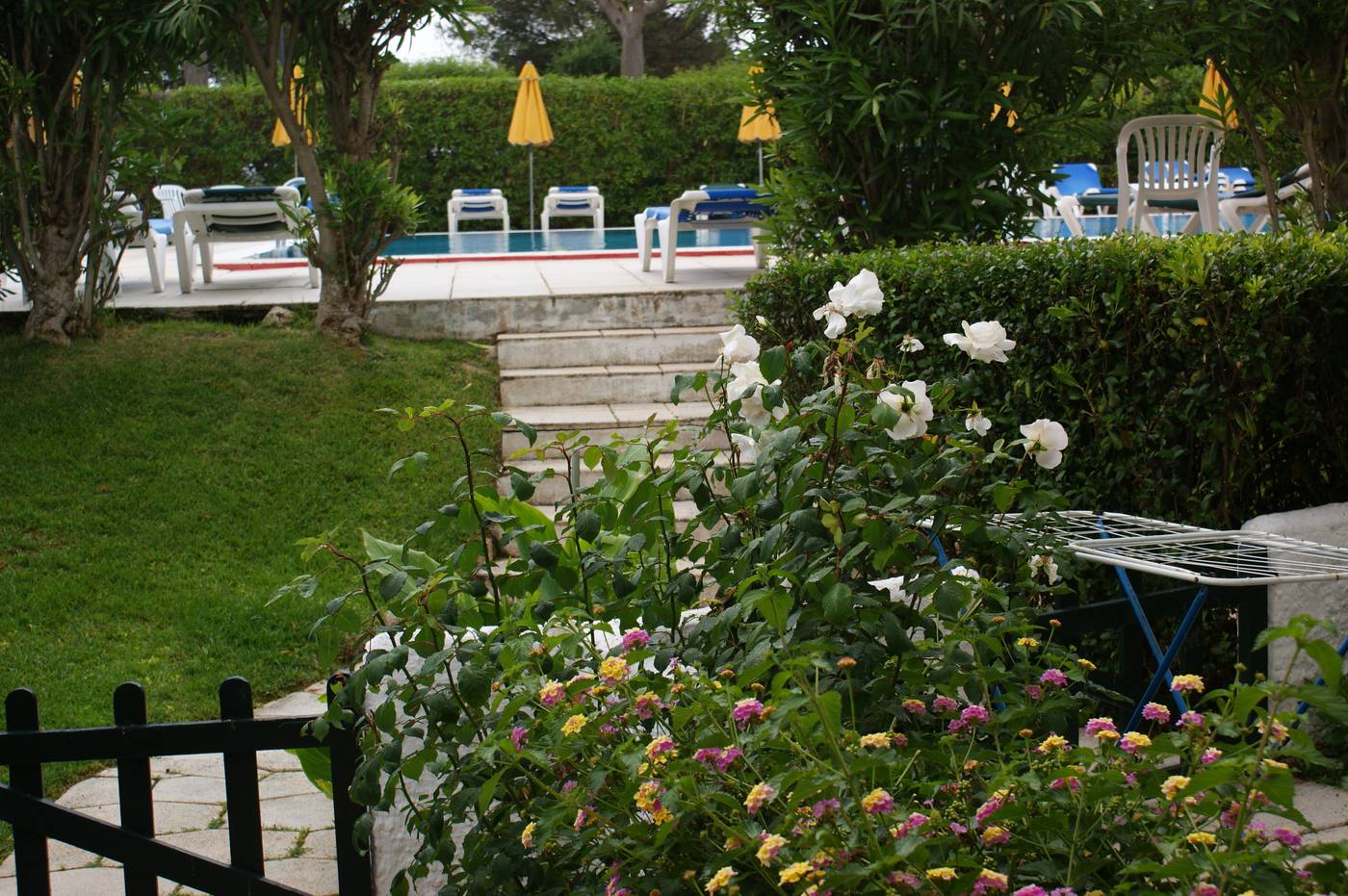 Hamilton-Court-Room-15