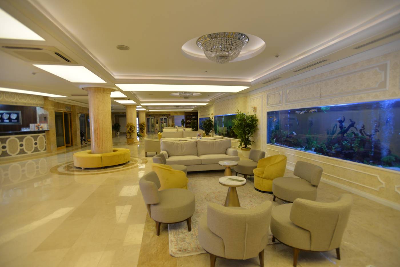 White-Gold-Hotel---Spa-Lobby-37