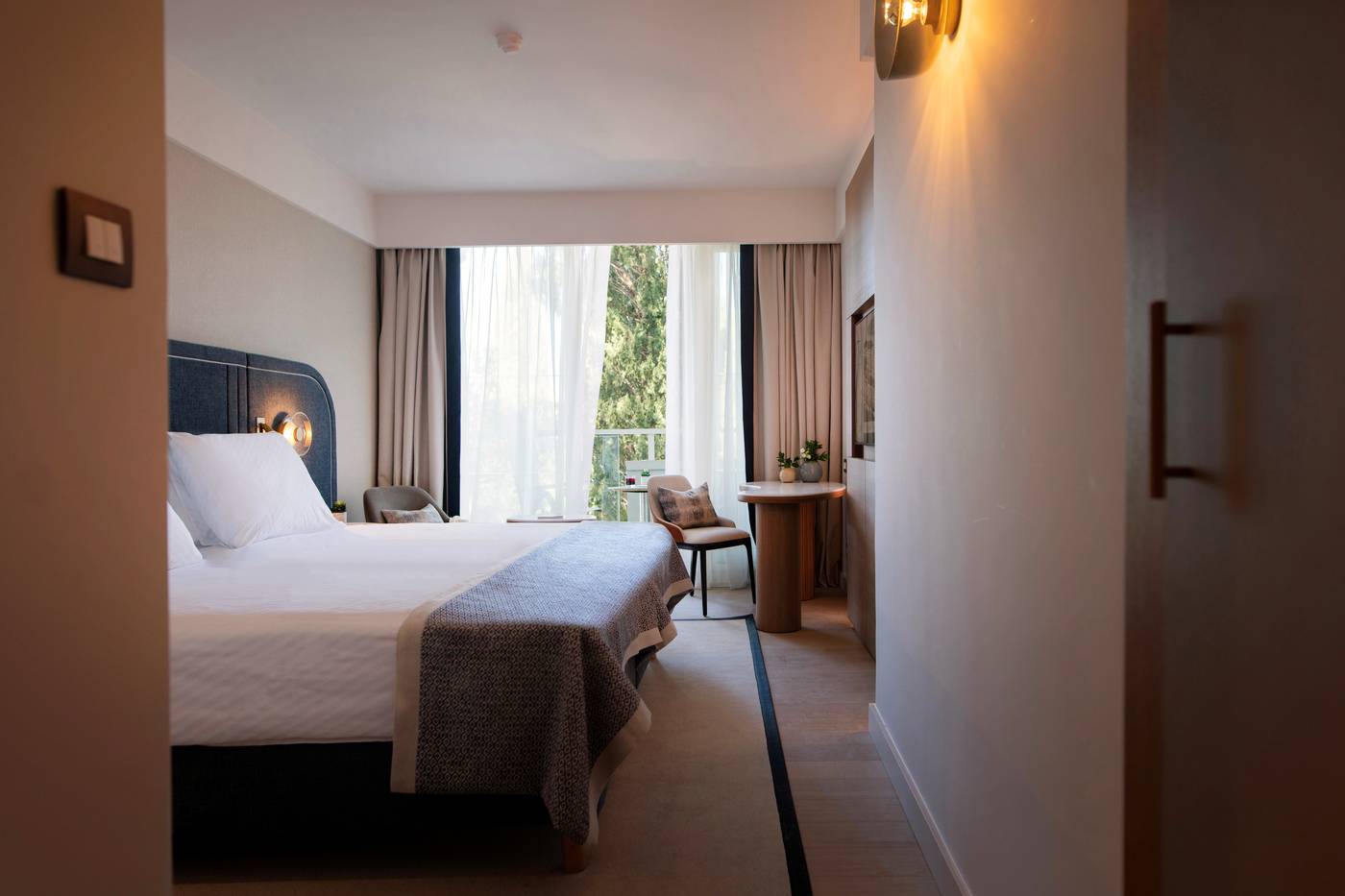 Croatia-Hotel-Room-15