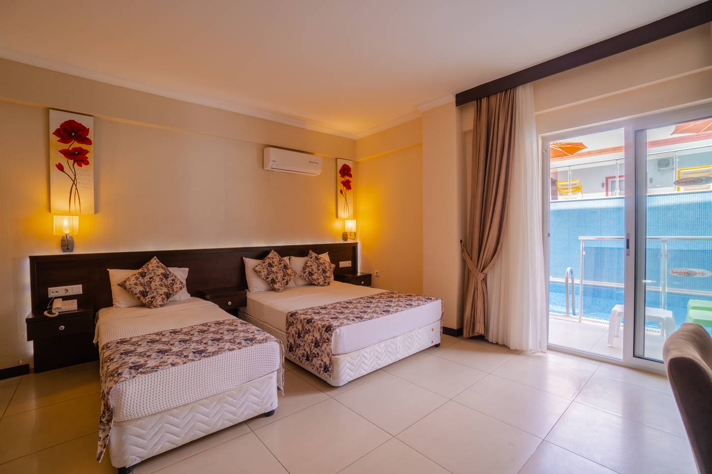 Sunshine Holiday Resort Hotel