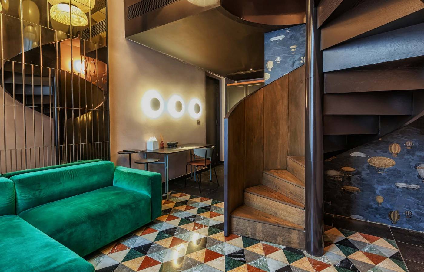 Rosselli-Ax-Privilege-Room-56