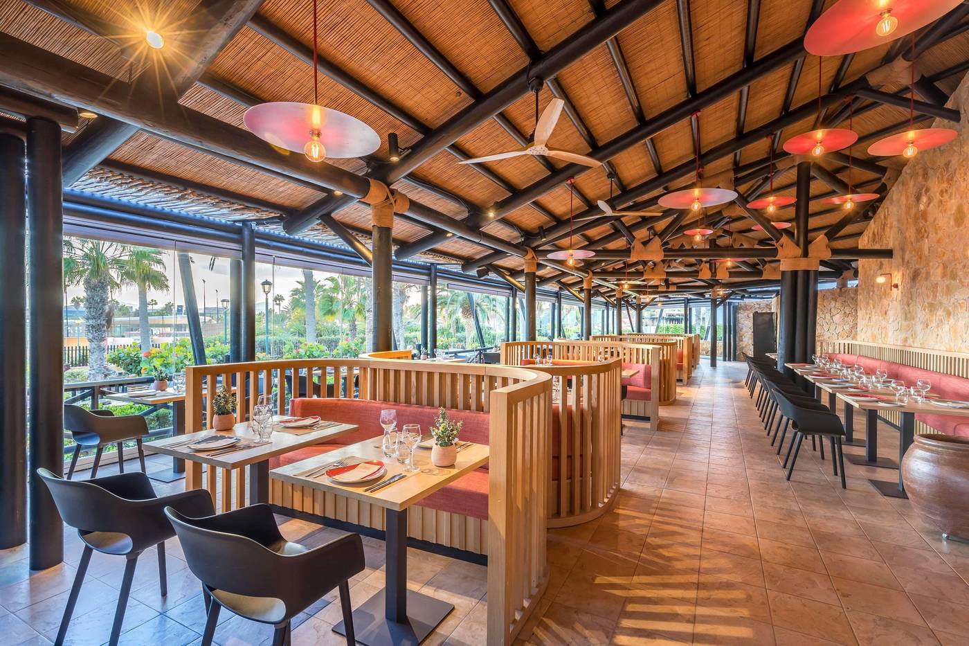 Barcelo-Fuerteventura-Royal-Level--Family-Club--NU-Restaurant-52