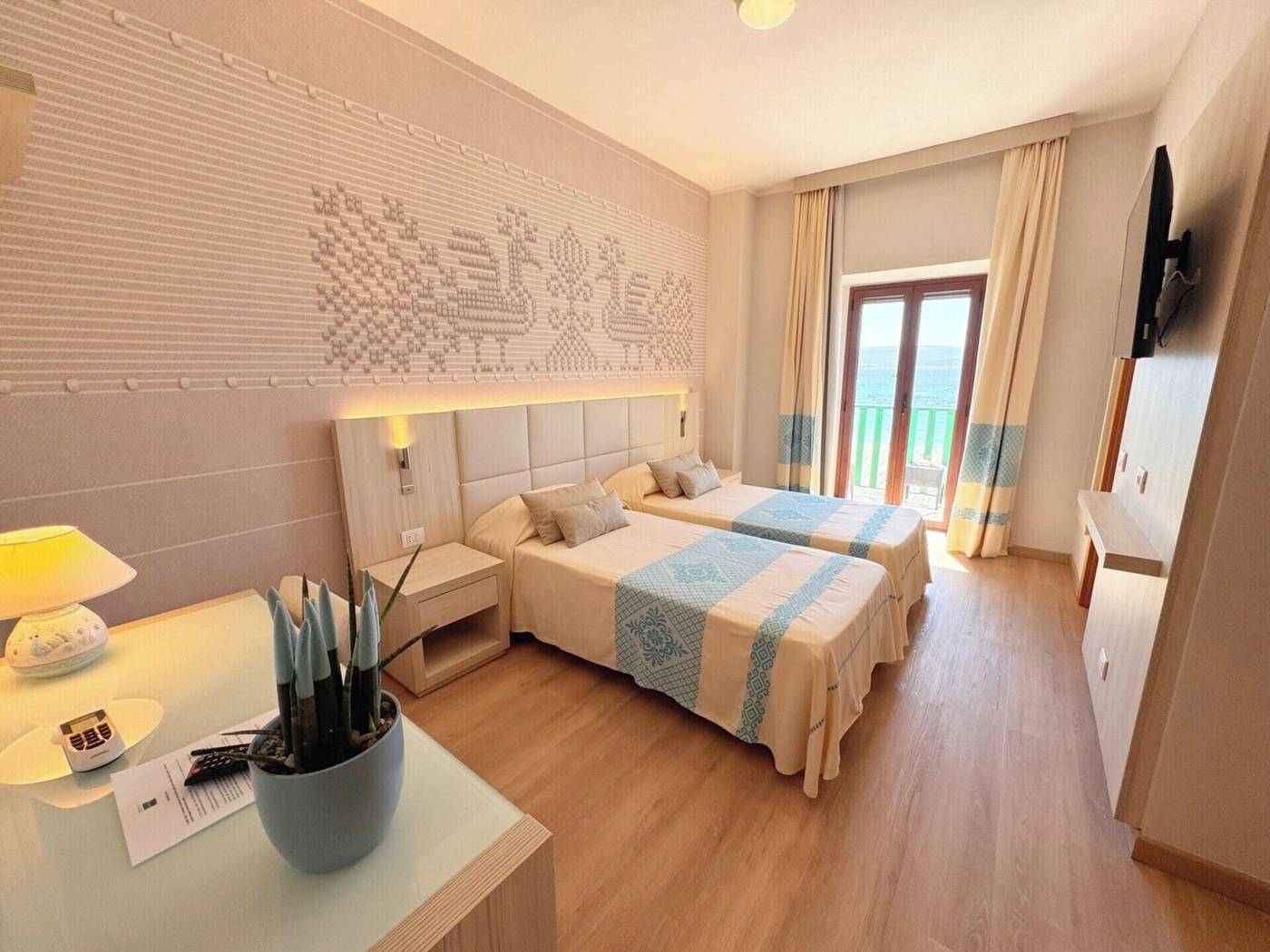 Hotel-Dei-Pini-Room-24