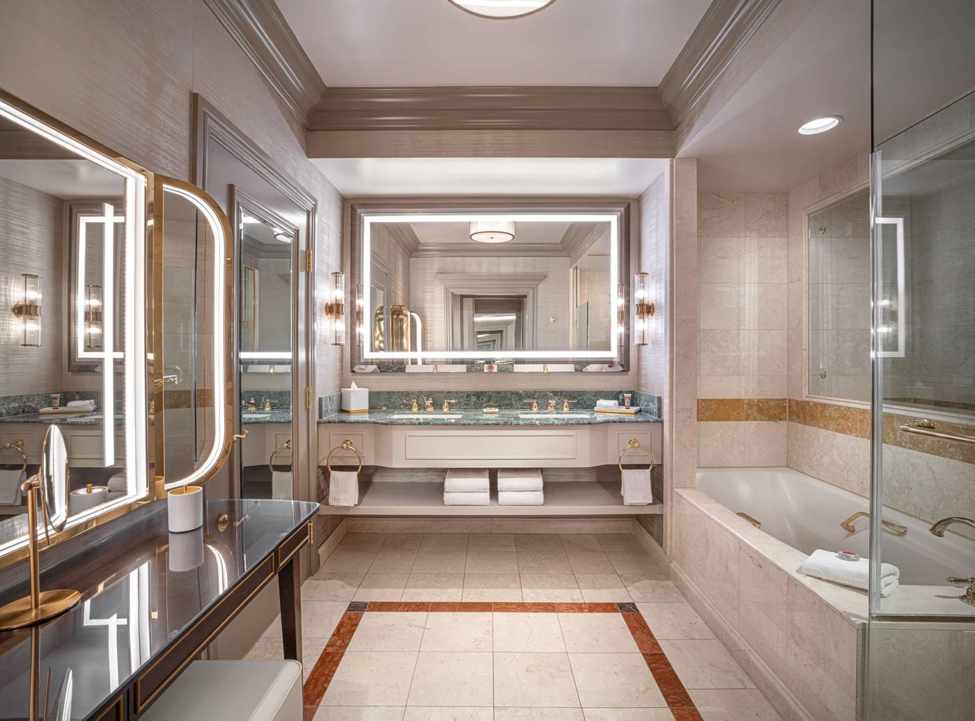 The-Venetian-Resort-Las-Vegas-Room-49