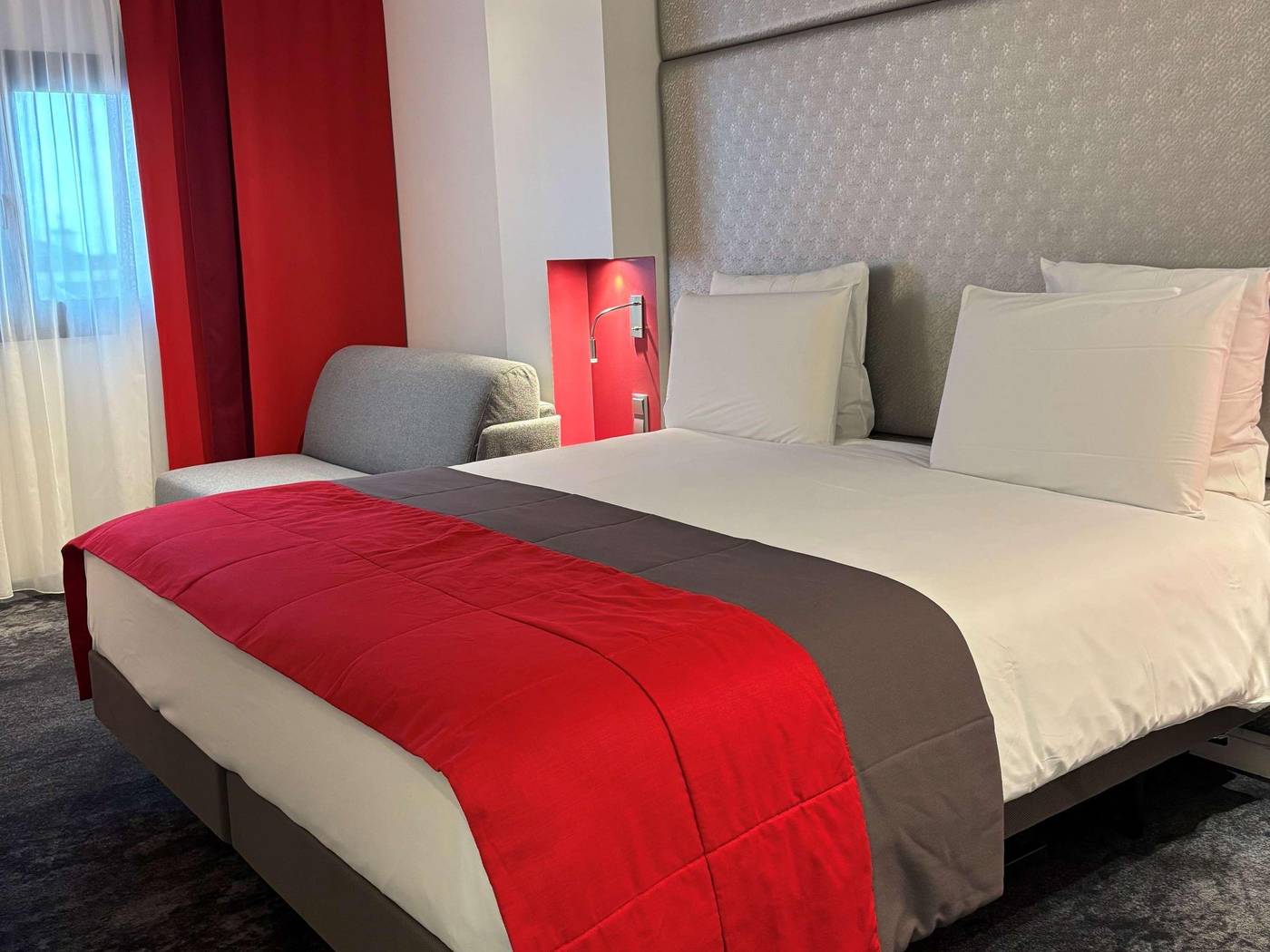 Mercure-Paris-Montmartre-Sacre-Coeur-Room-29