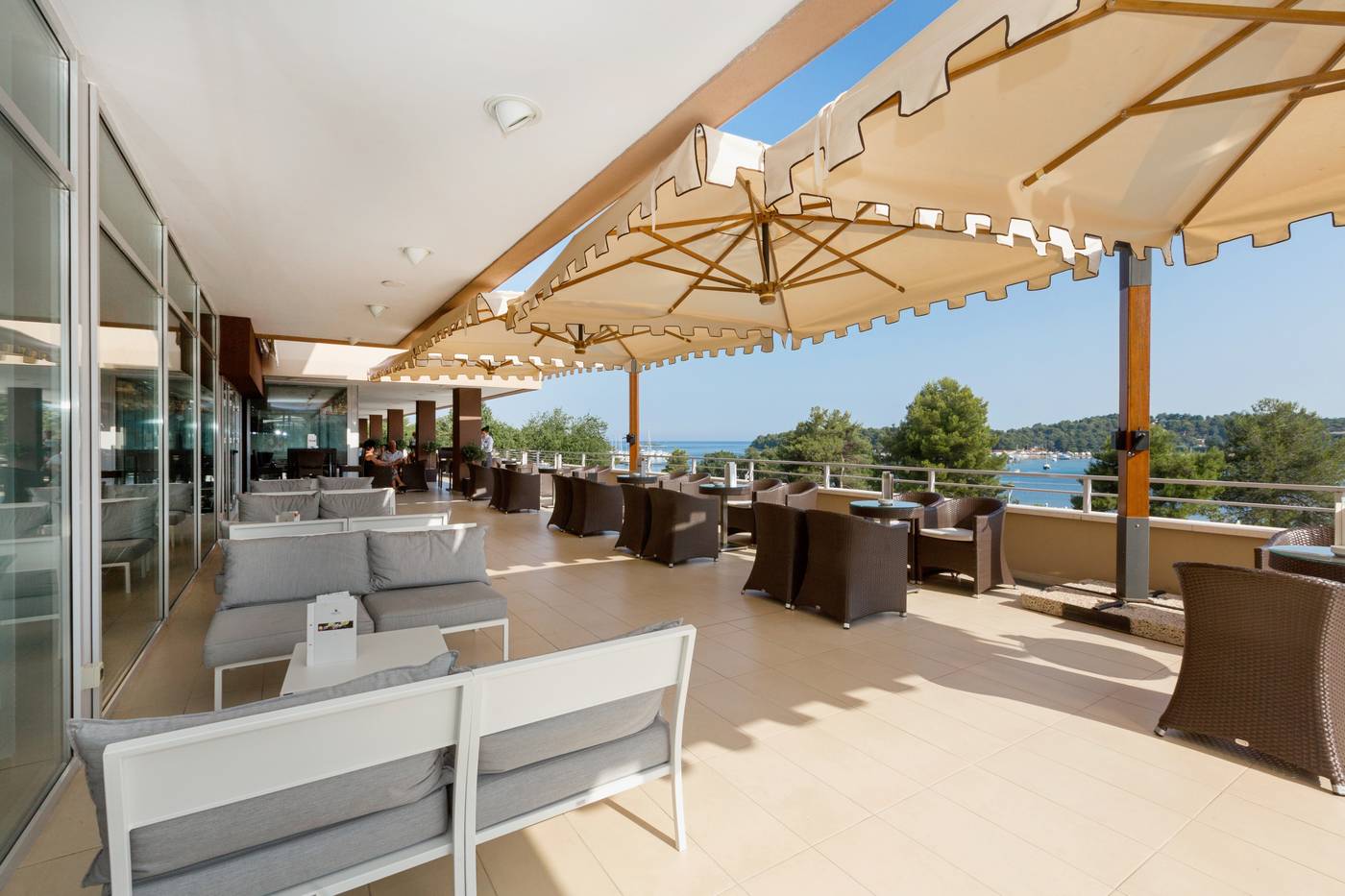 Hotel-Laguna-Molindrio-Bar-15