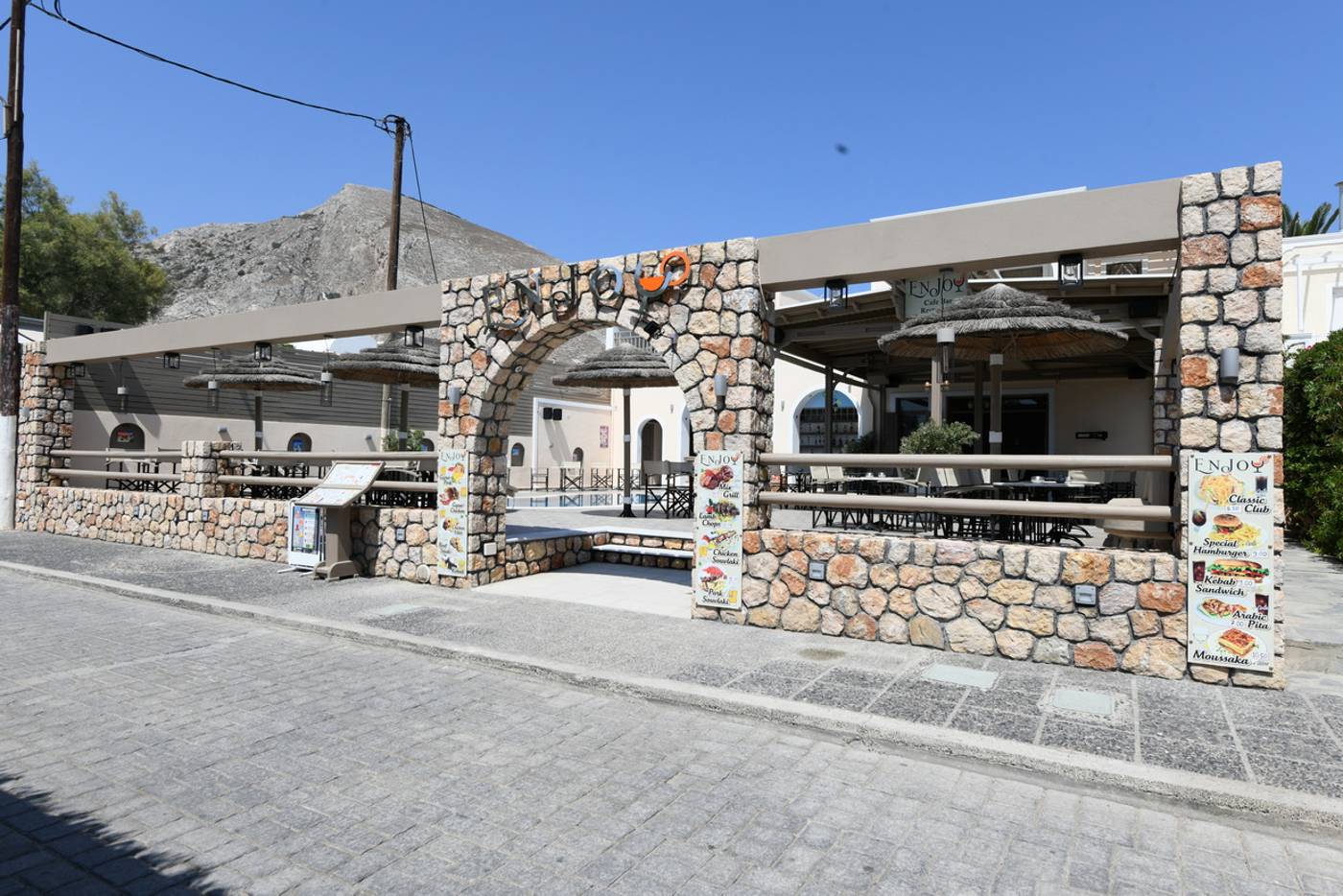 Enjoy-Villas-Restaurant-12