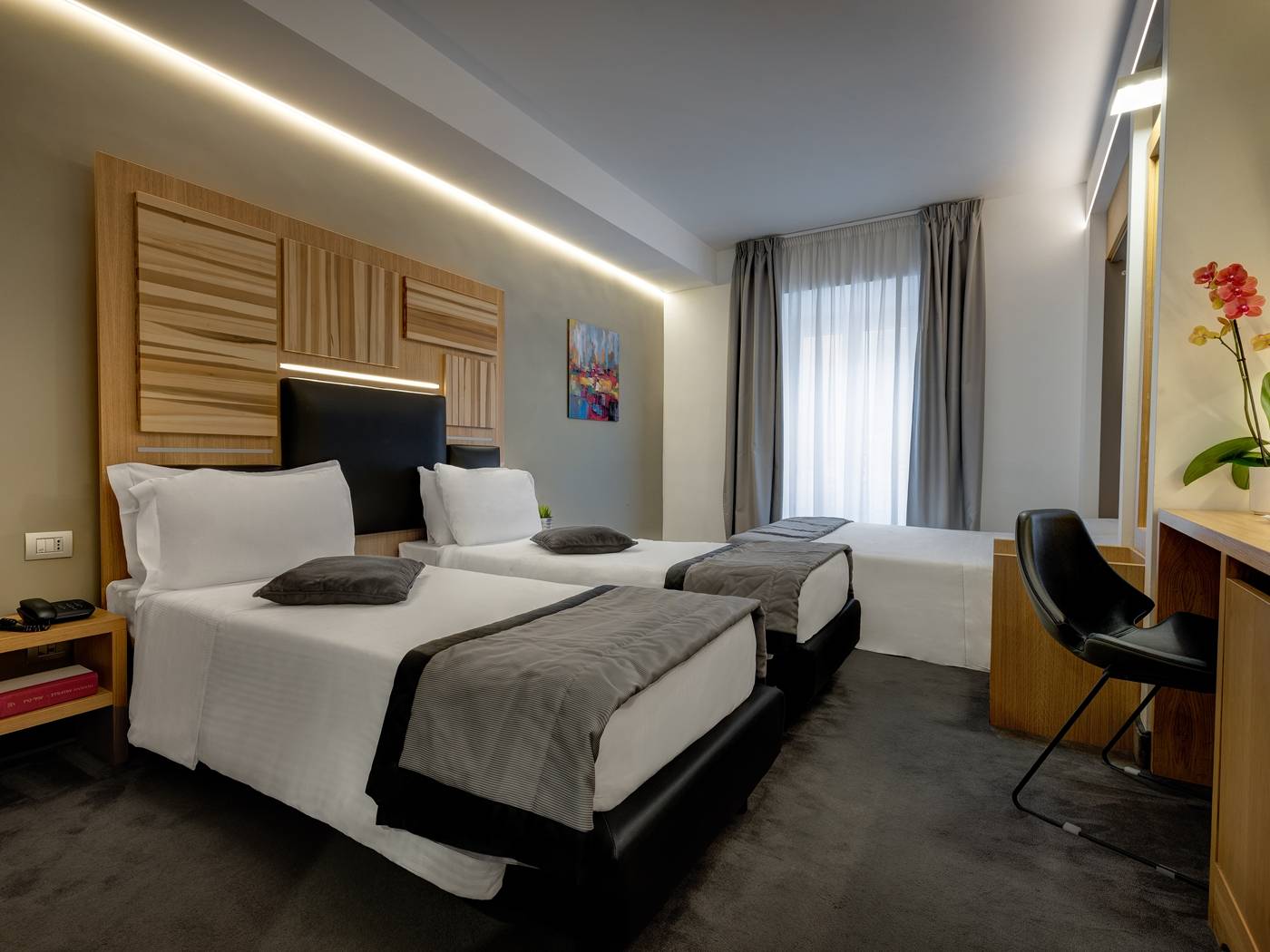 Rome-Art-Hotel-Room-15