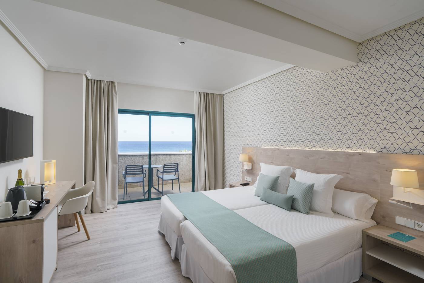 Gran-Hotel-Turquesa-Playa-Room-13