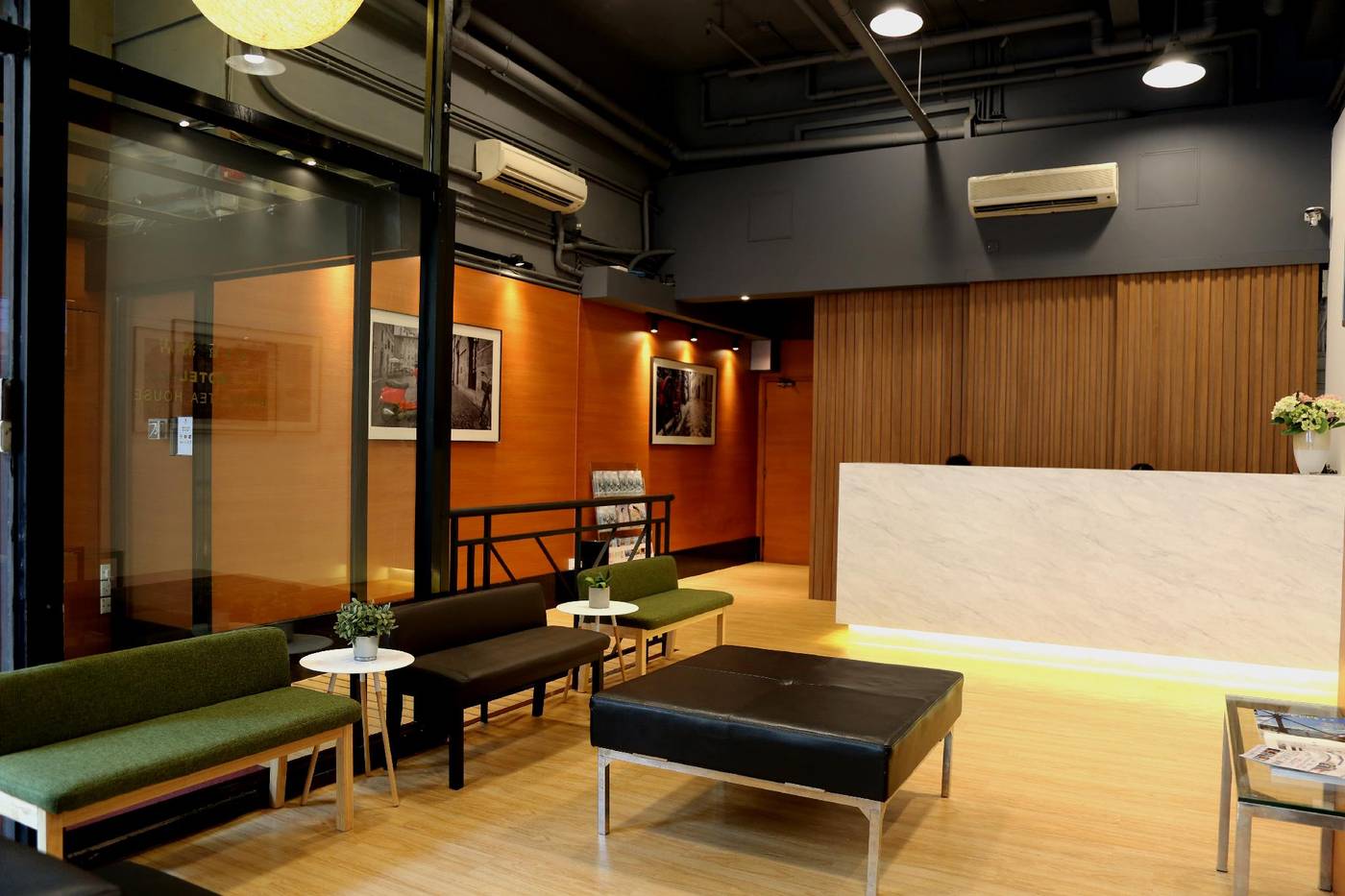 Bridal-Tea-House-Yau-Ma-Tei-Lobby-1