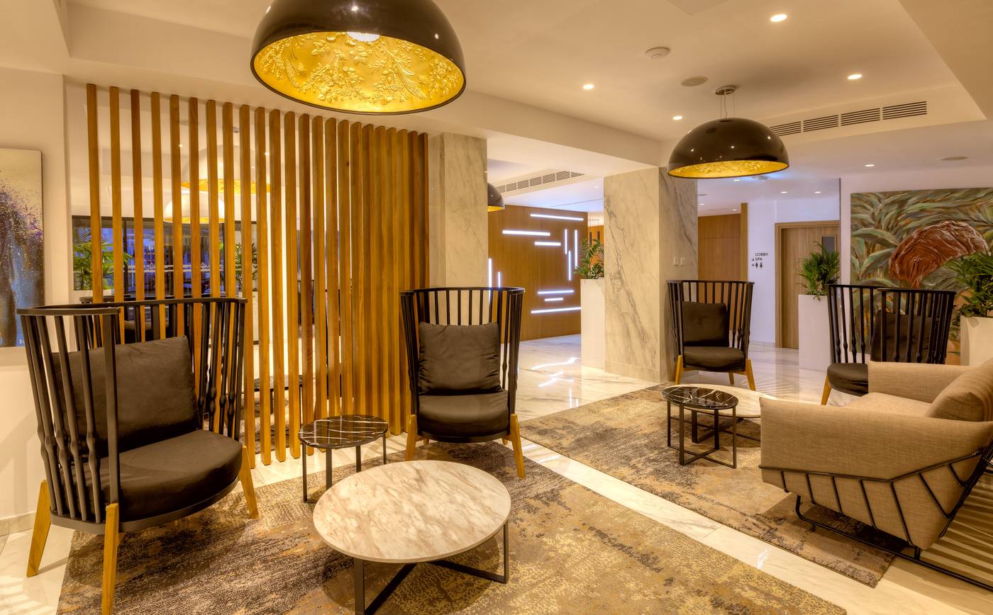 The-Blue-Ivy-Hotel-Lobby-36