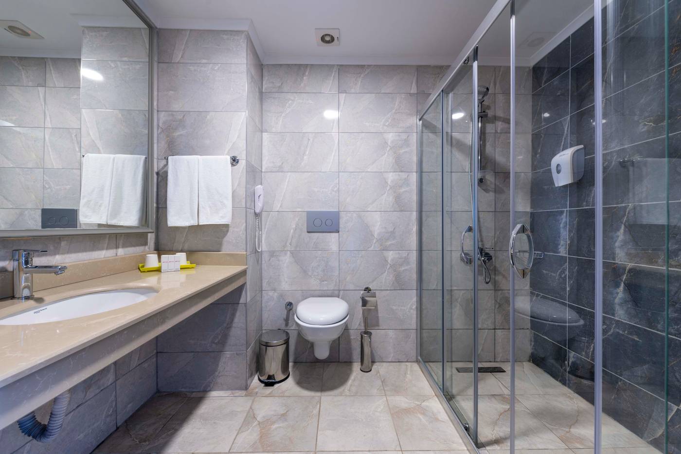 Armas-Gul-Beach-Room-41