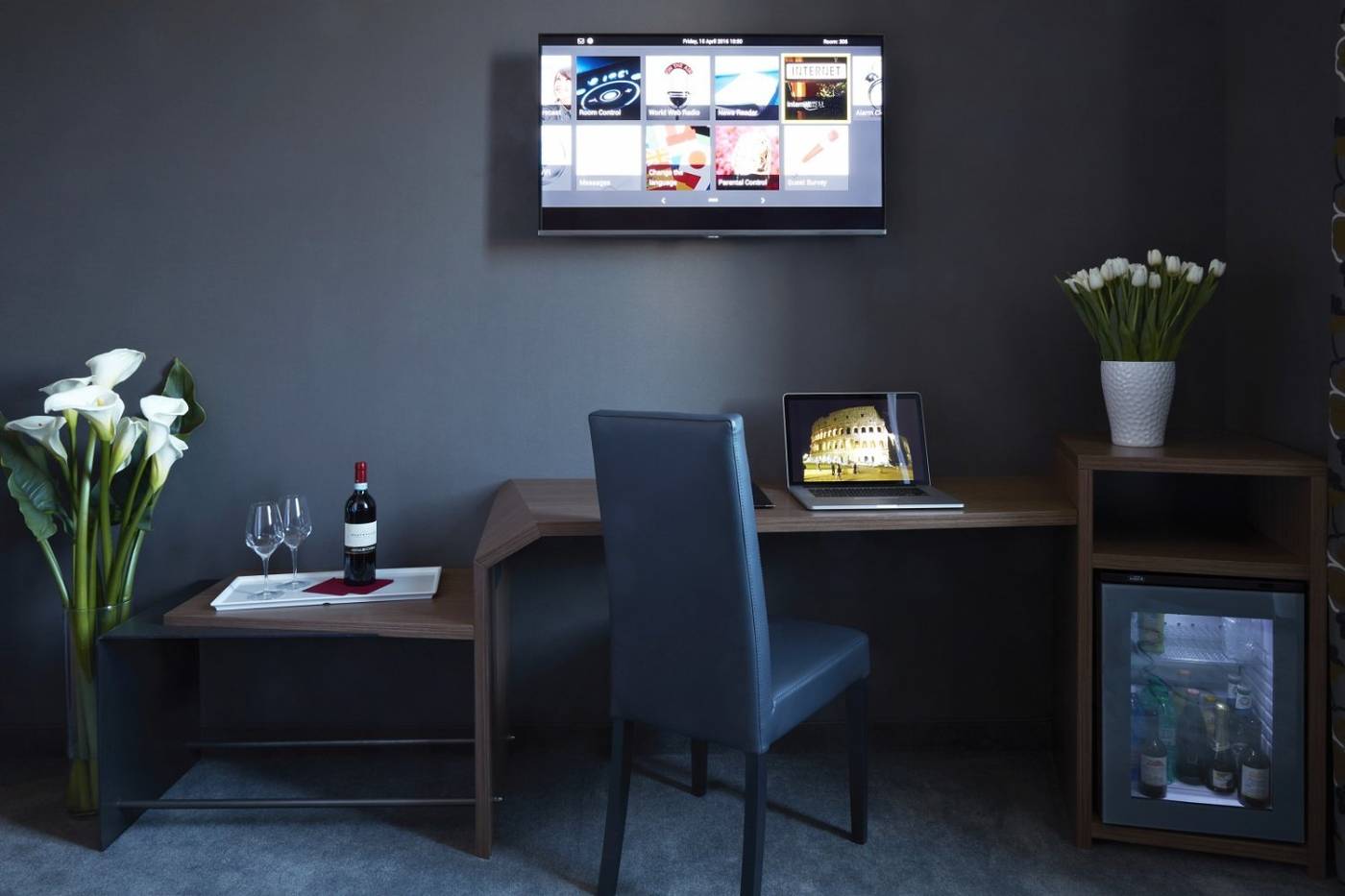 The-Building-Room-24