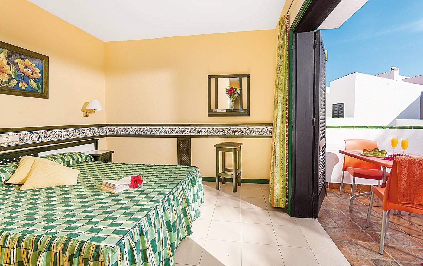 Puerto-Caleta-Room-7