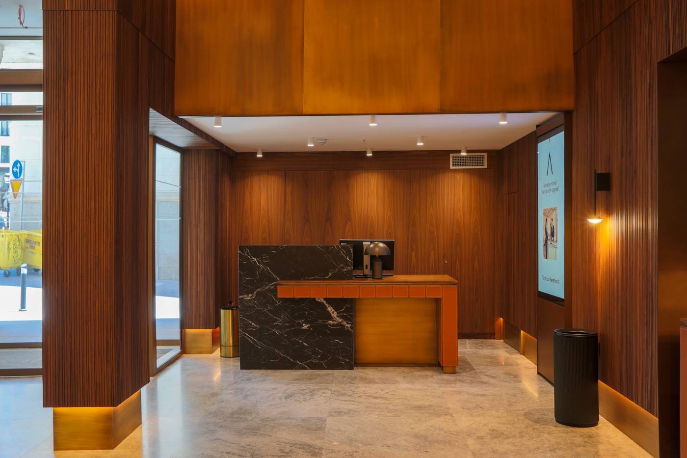 Hotel-Liabeny-Lobby-16