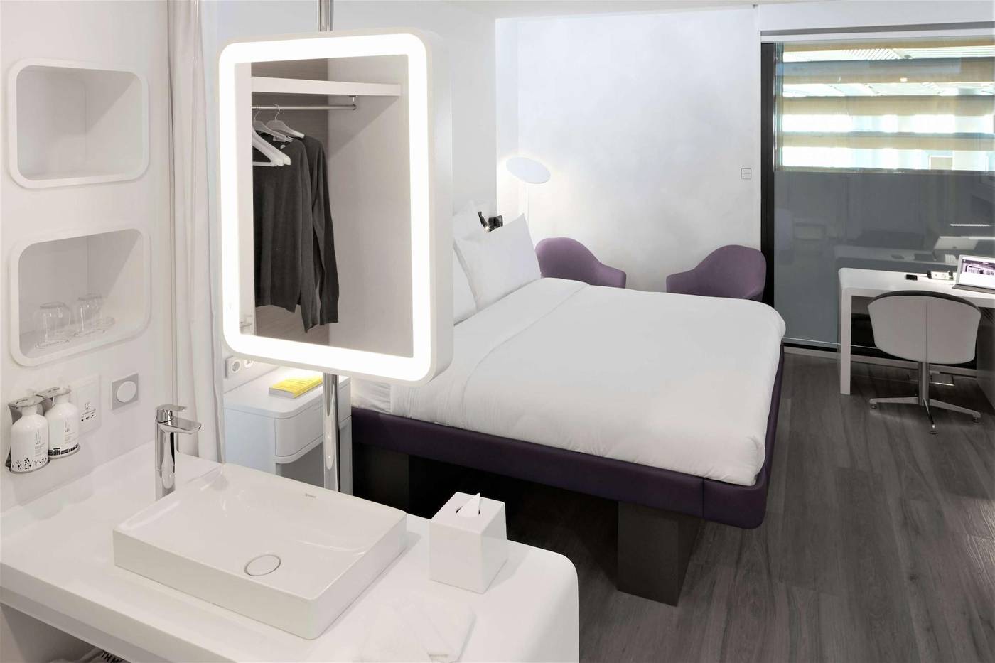 Yotelair-Istanbul-Airport-Airside--Duty-Free-Room-32