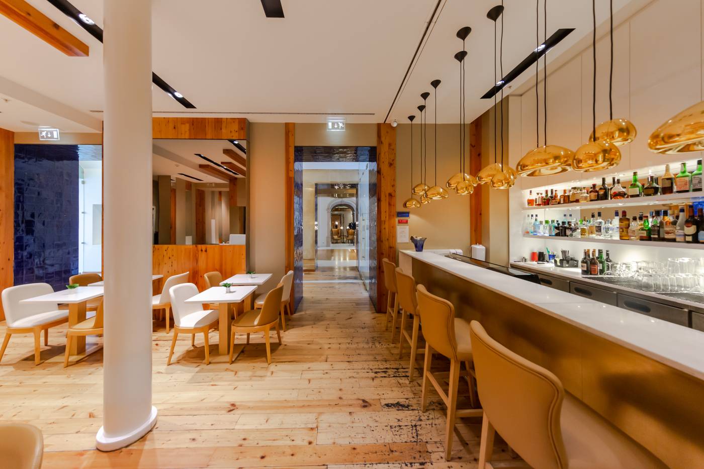 Portugal-Boutique-Hotel-Bar-12