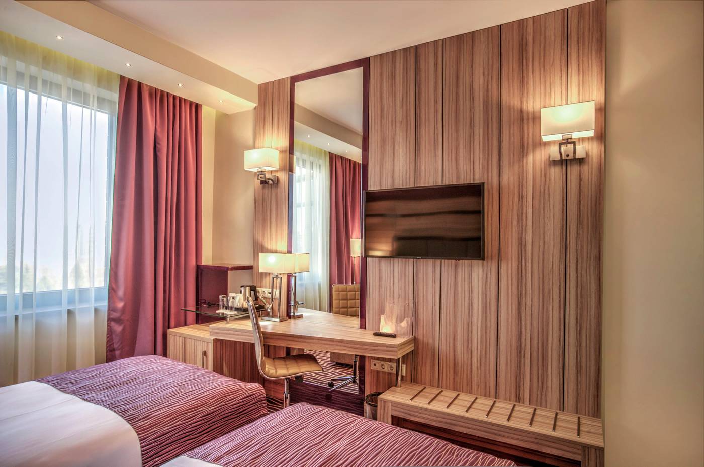 Holiday-Inn-Plovdiv-Room-32