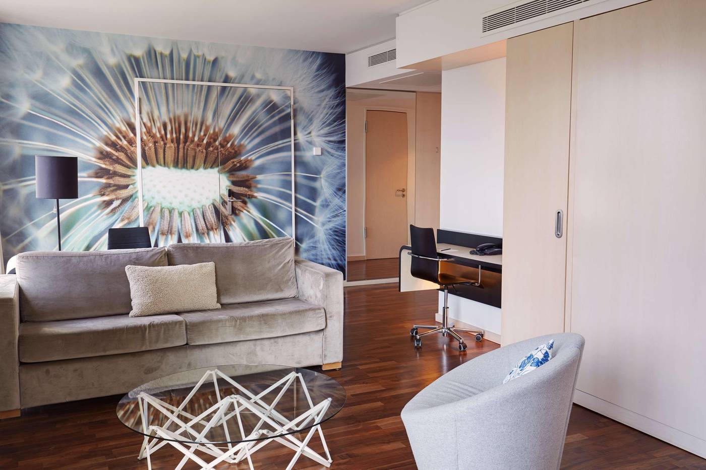 Scandic-Berlin-Potsdamer-Platz-Room-12