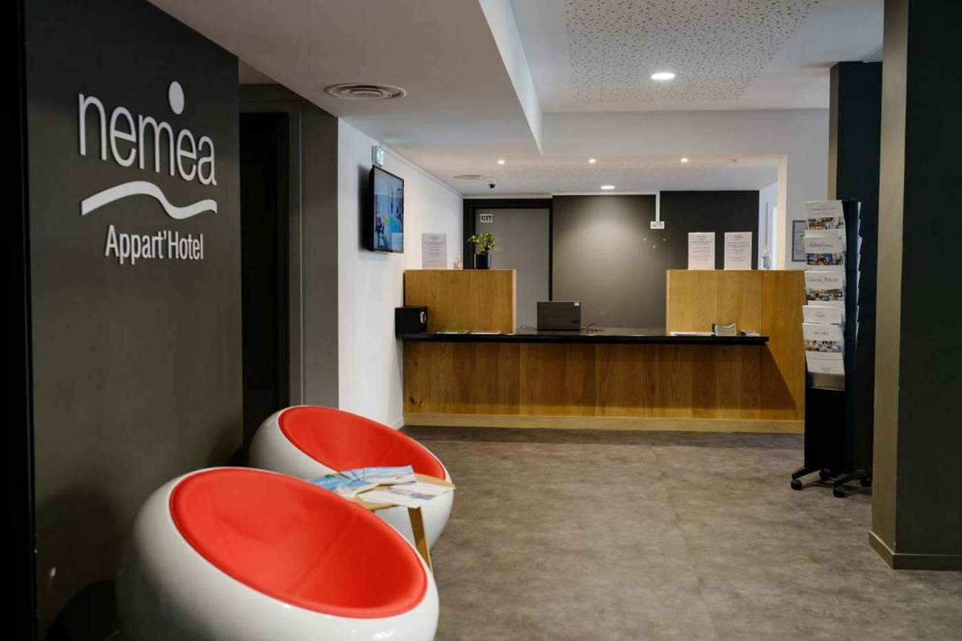 Nemea Appart Hotel Coliseum Amiens Centre-France-Amiens-Lobby-3