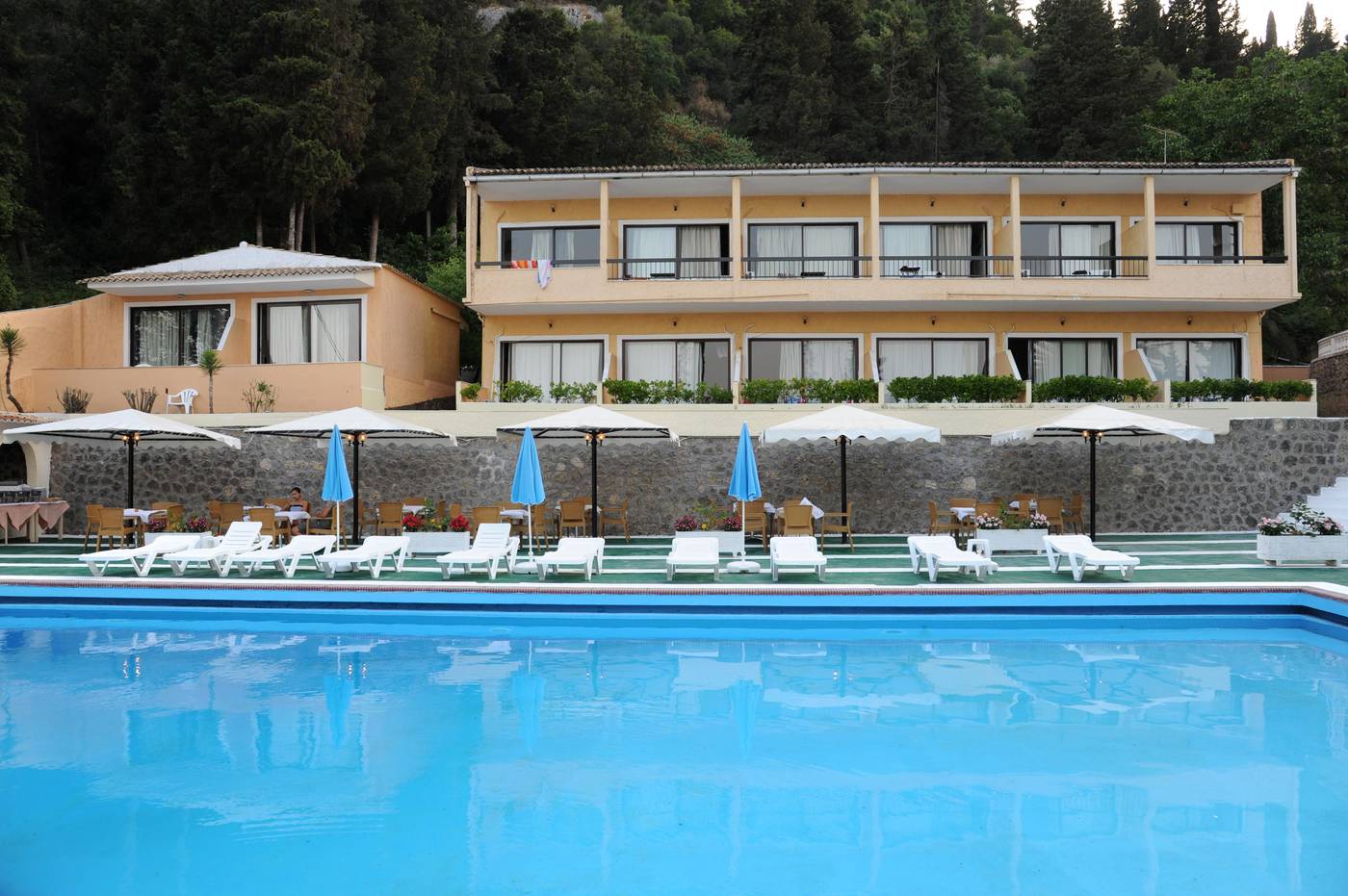 Benitses-Bay-View-Hotel-Pool-4