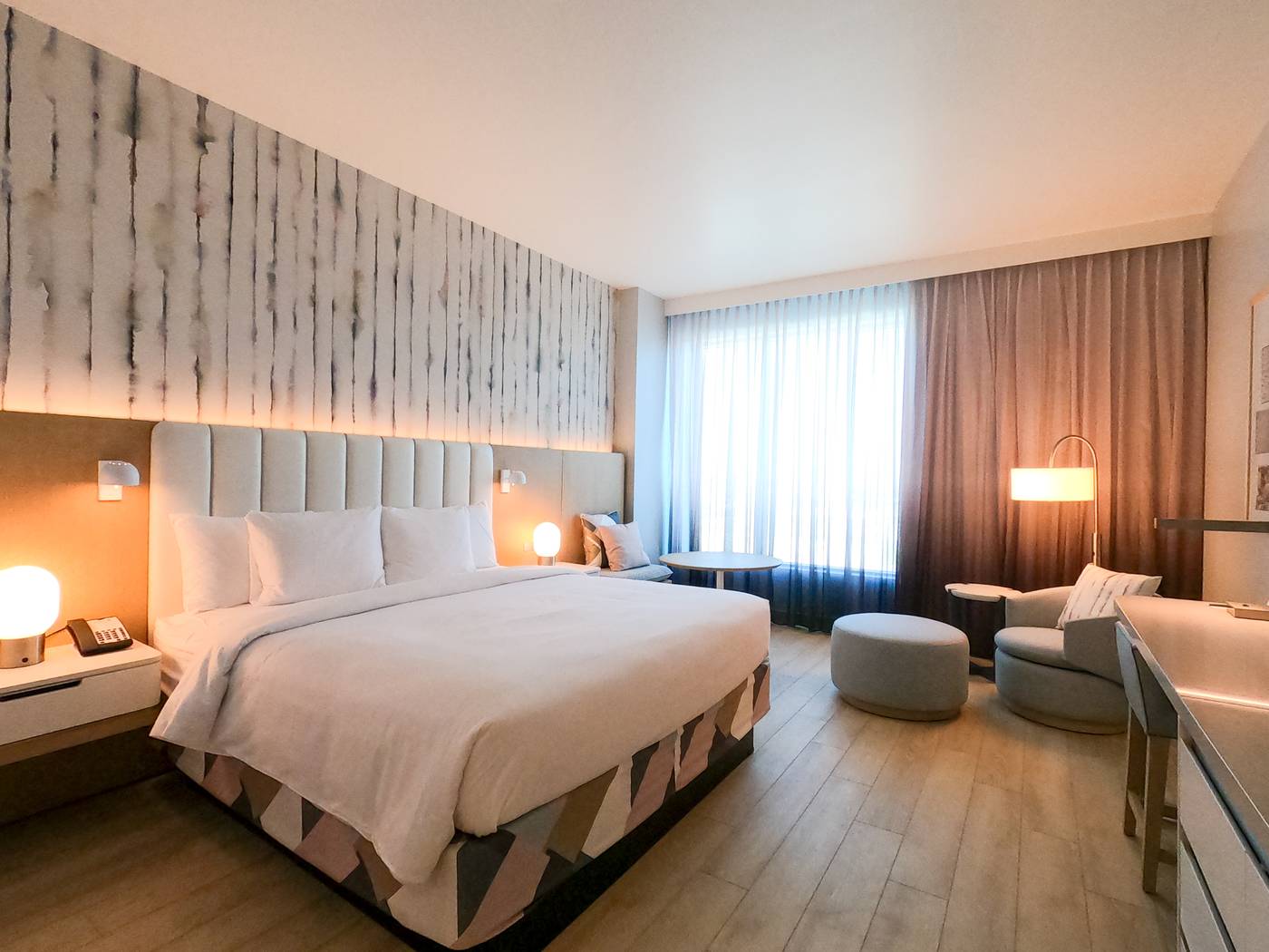 The-Viv-Hotel--Anaheim--a-Tribute-Portfolio-Hotel-Room-26