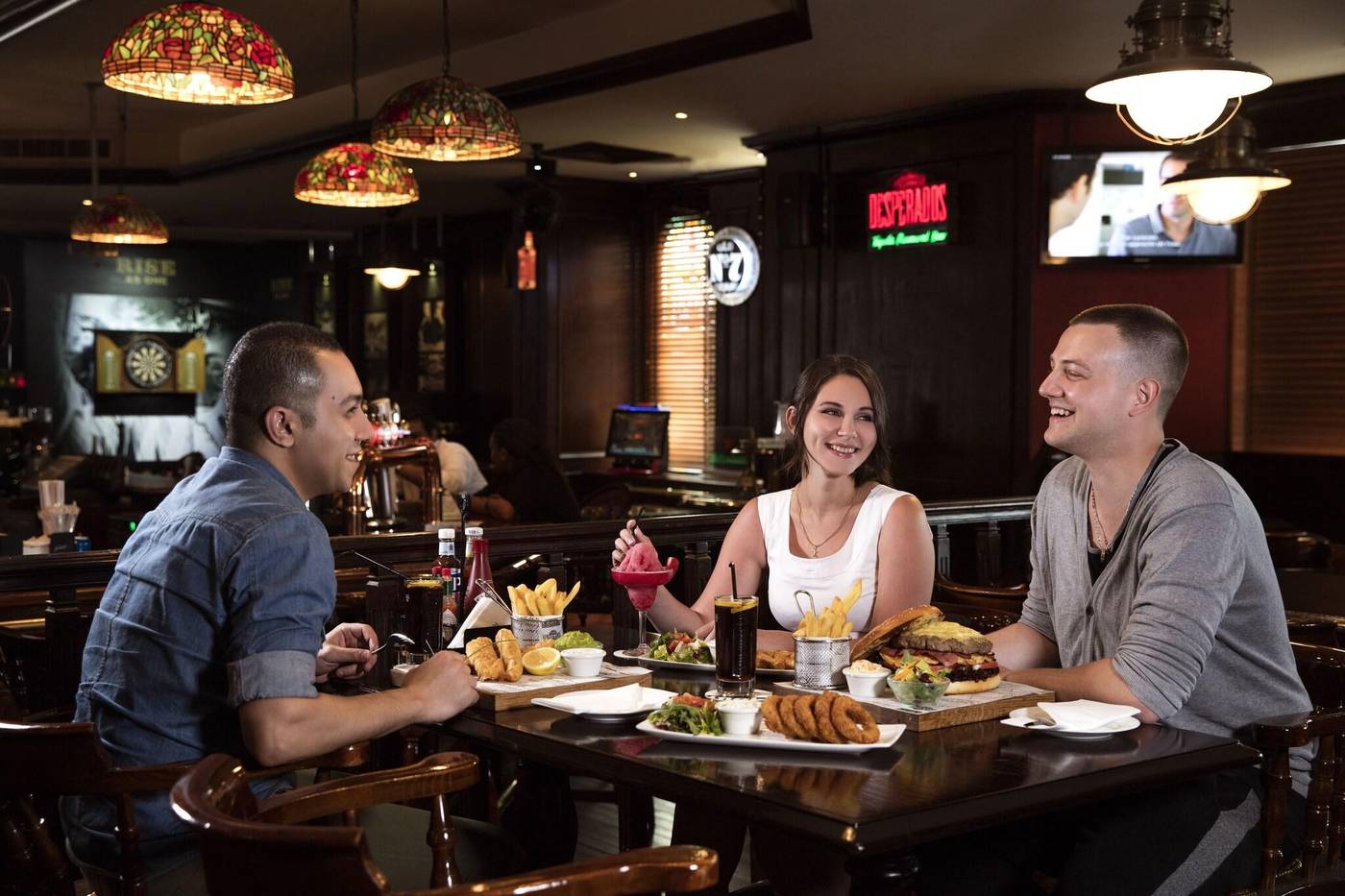 Jumeira-Rotana-Restaurant-61