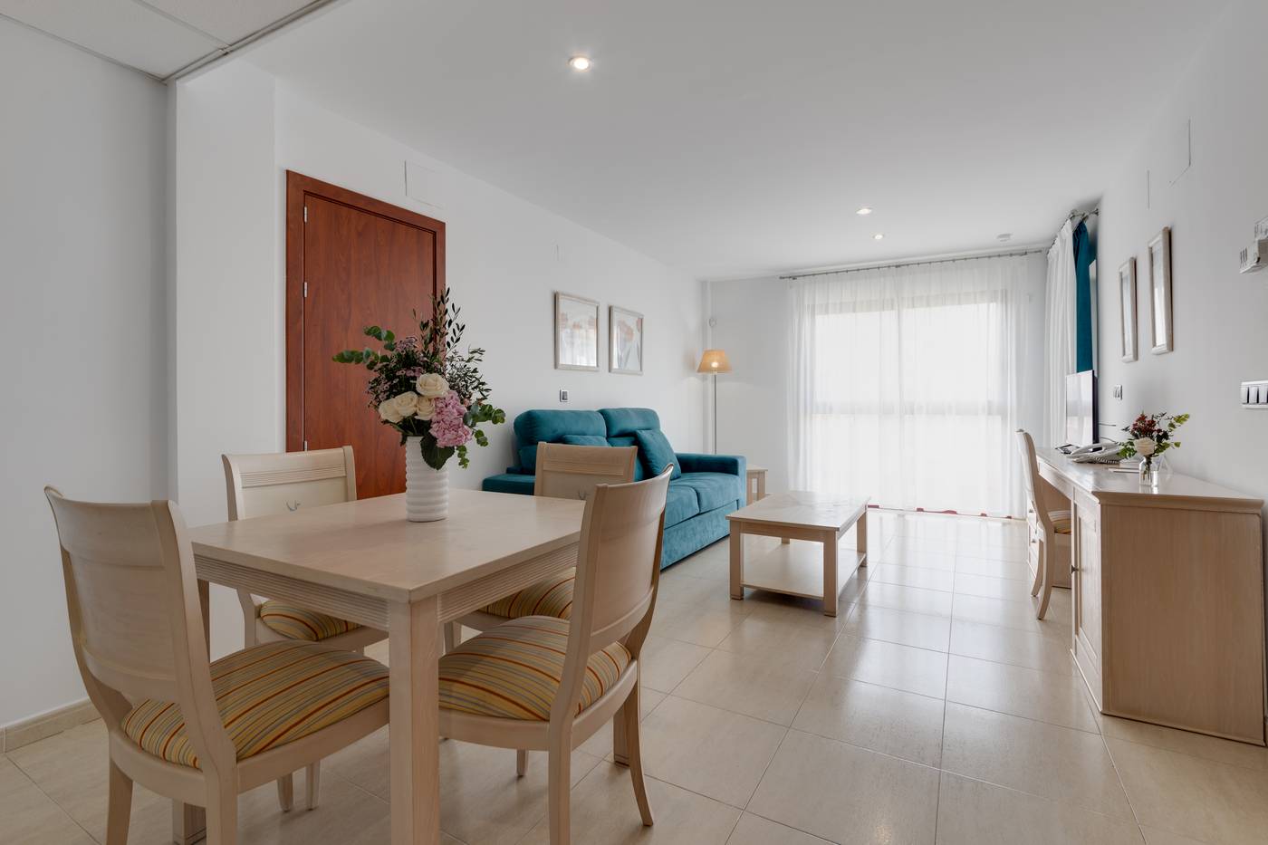 Daniya-Denia-Spa---Business-Room-37