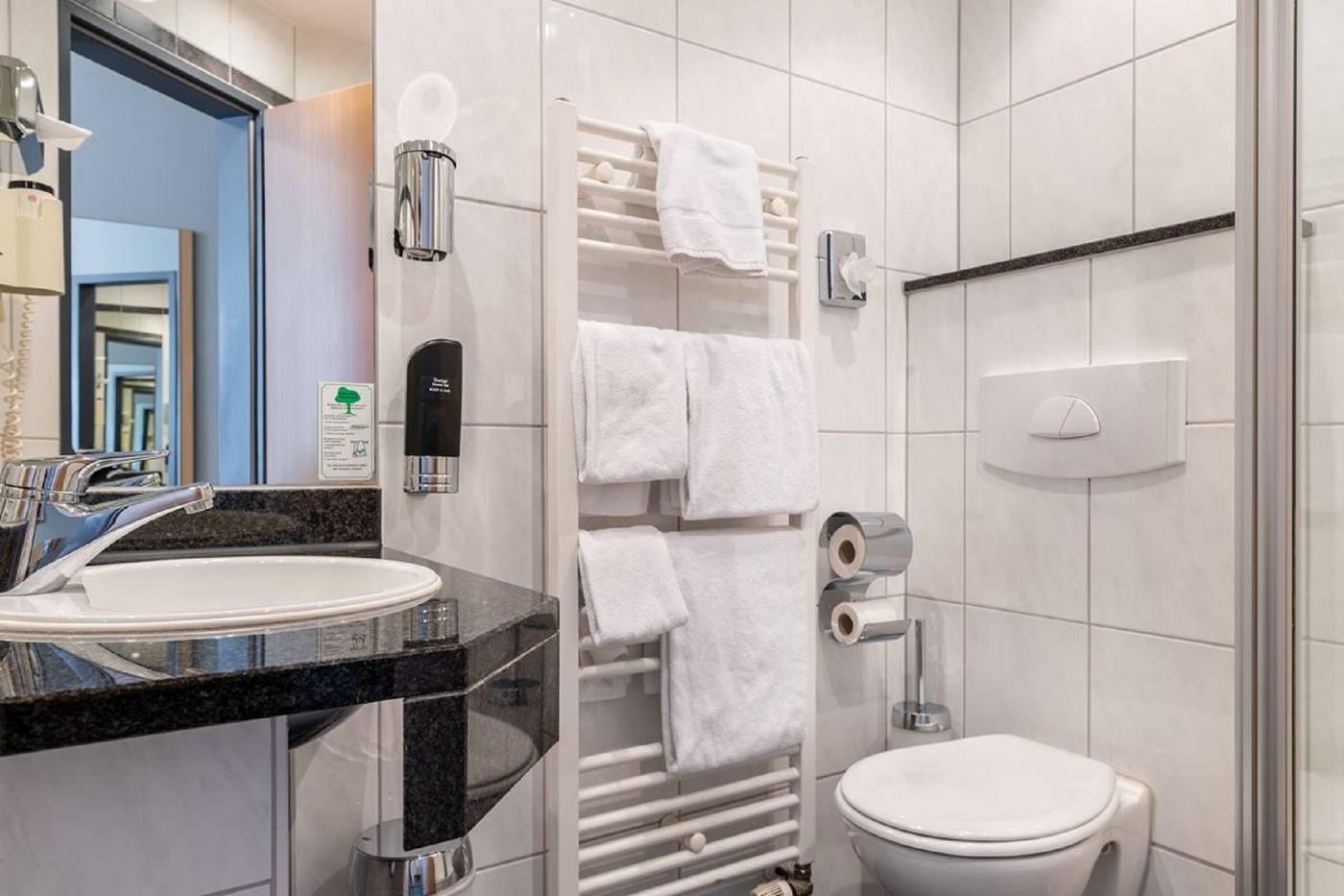 Trip-Inn-Hotel-Conti-Room-14