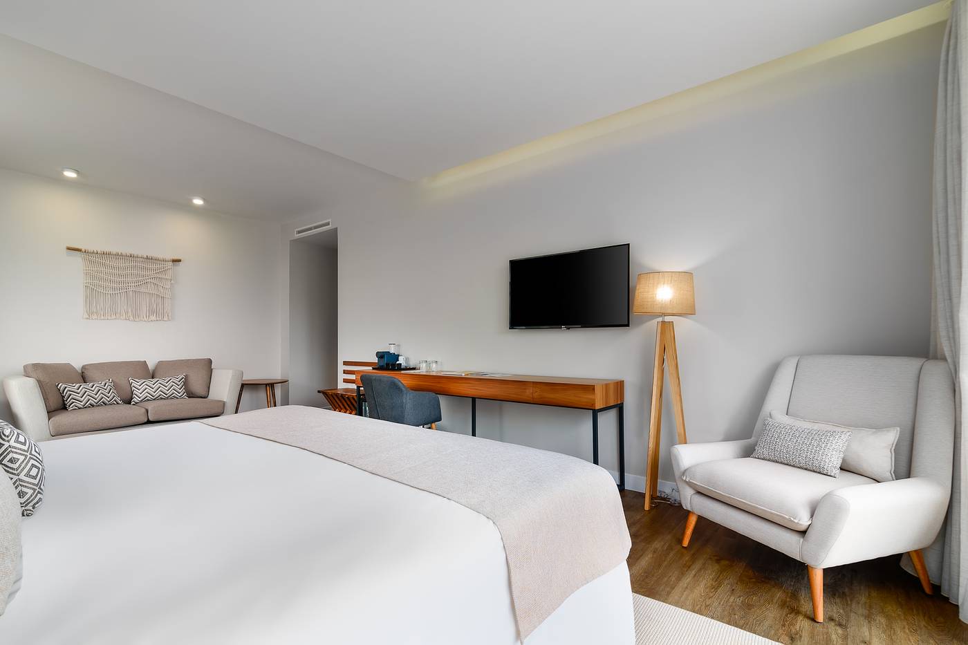 Jupiter-Marina-Hotel---Couples---Spa--Adults-Only--Room-34