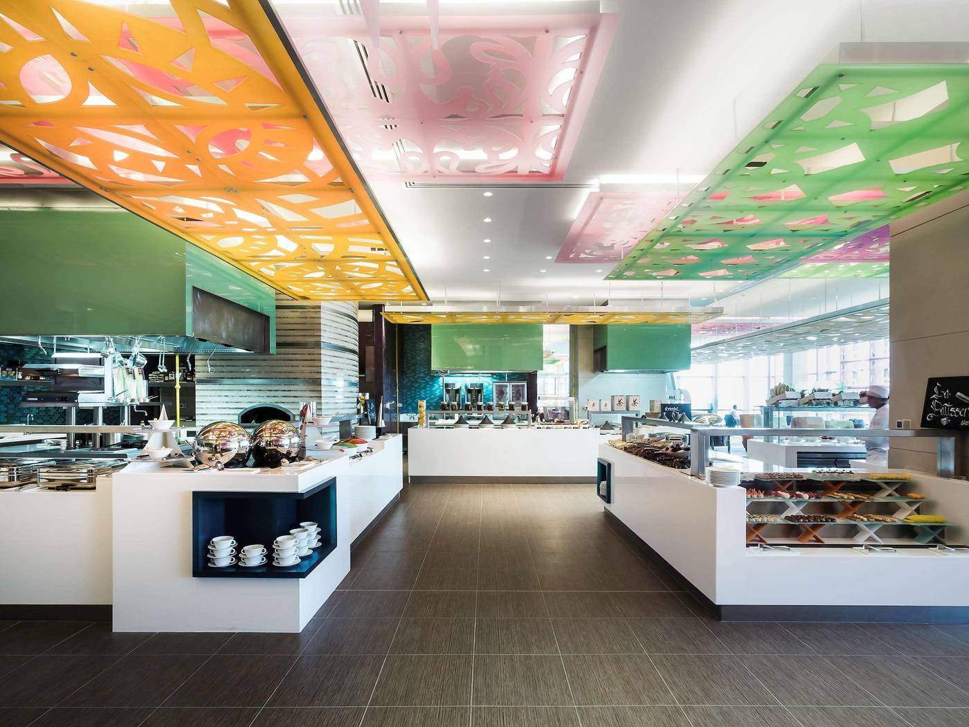 Sofitel-Dubai-Downtown-Restaurant-61