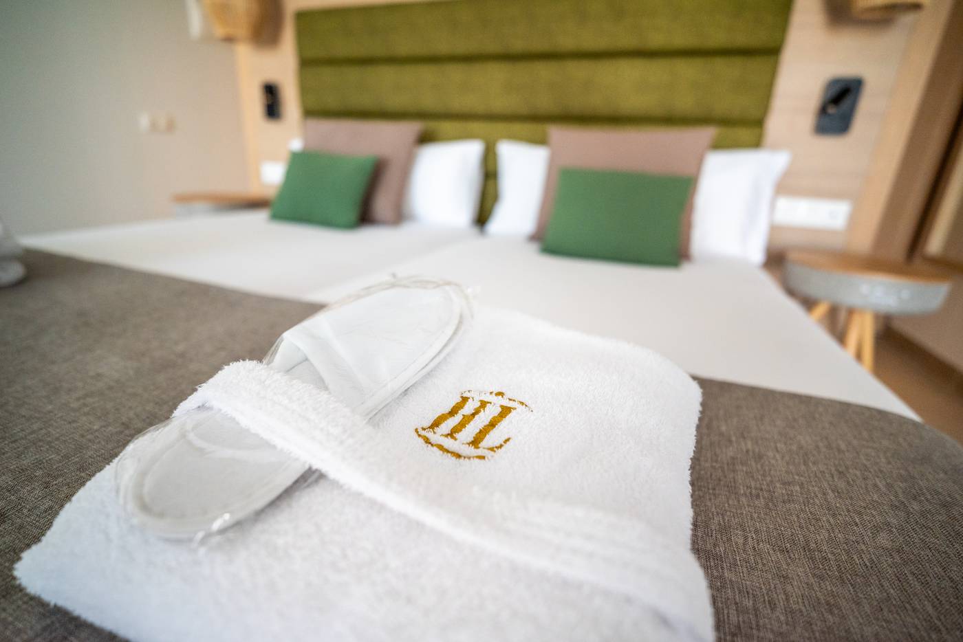 HL-Miraflor-Suites-Room-28