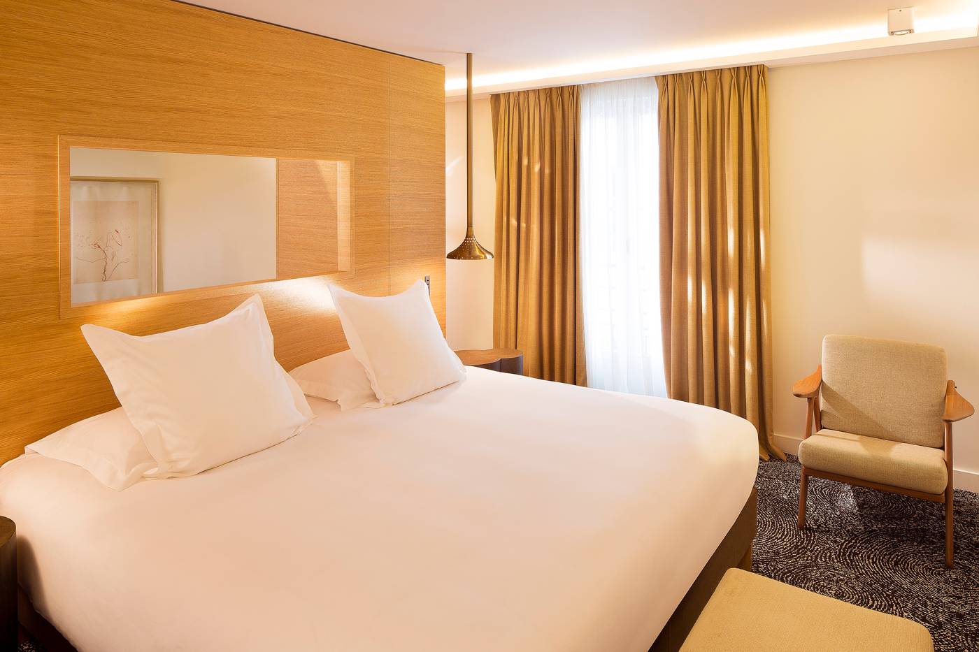 Marignan-Champs-Elysees-Room-20