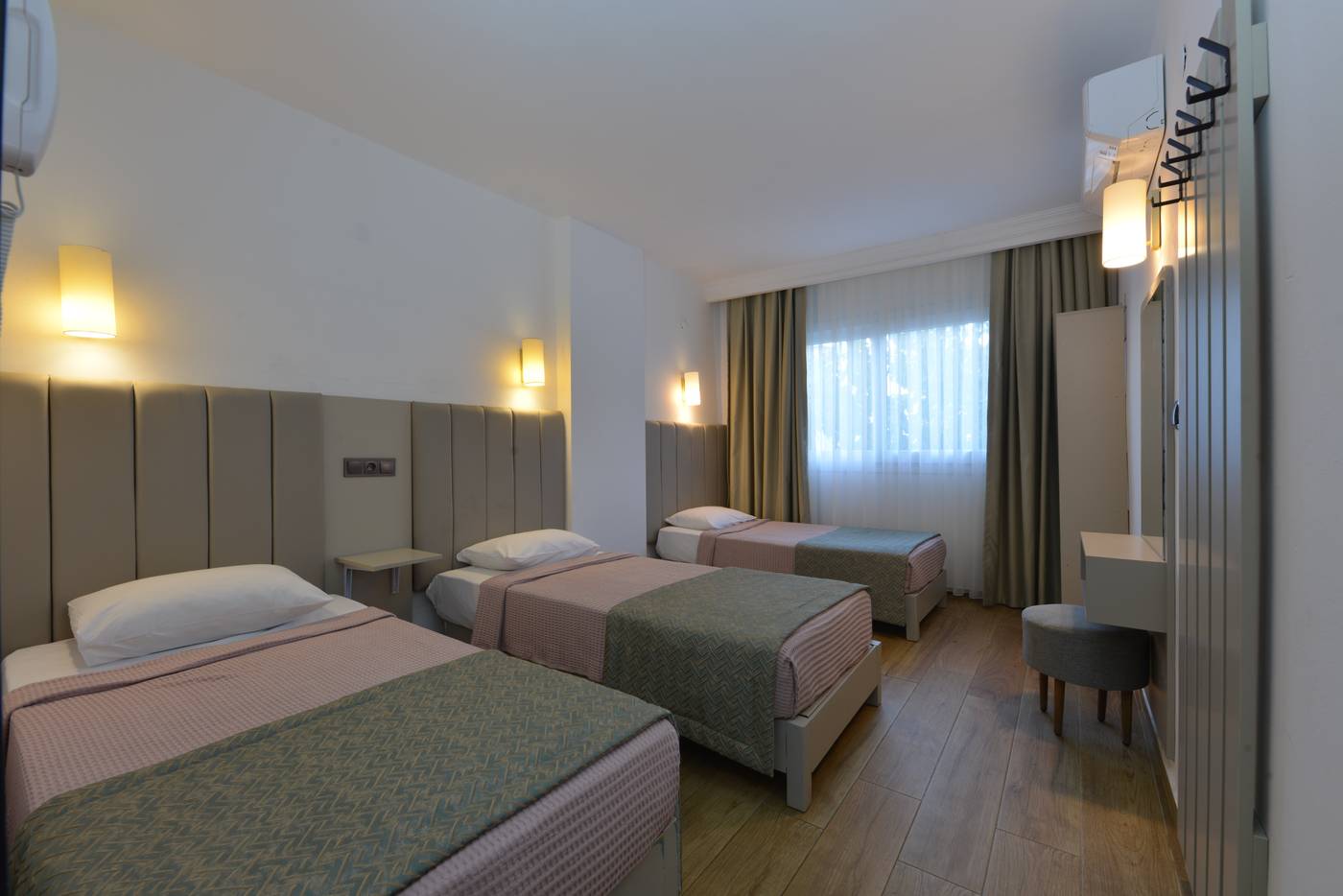 Golden-Orange-Apart-Hotel-Room-18