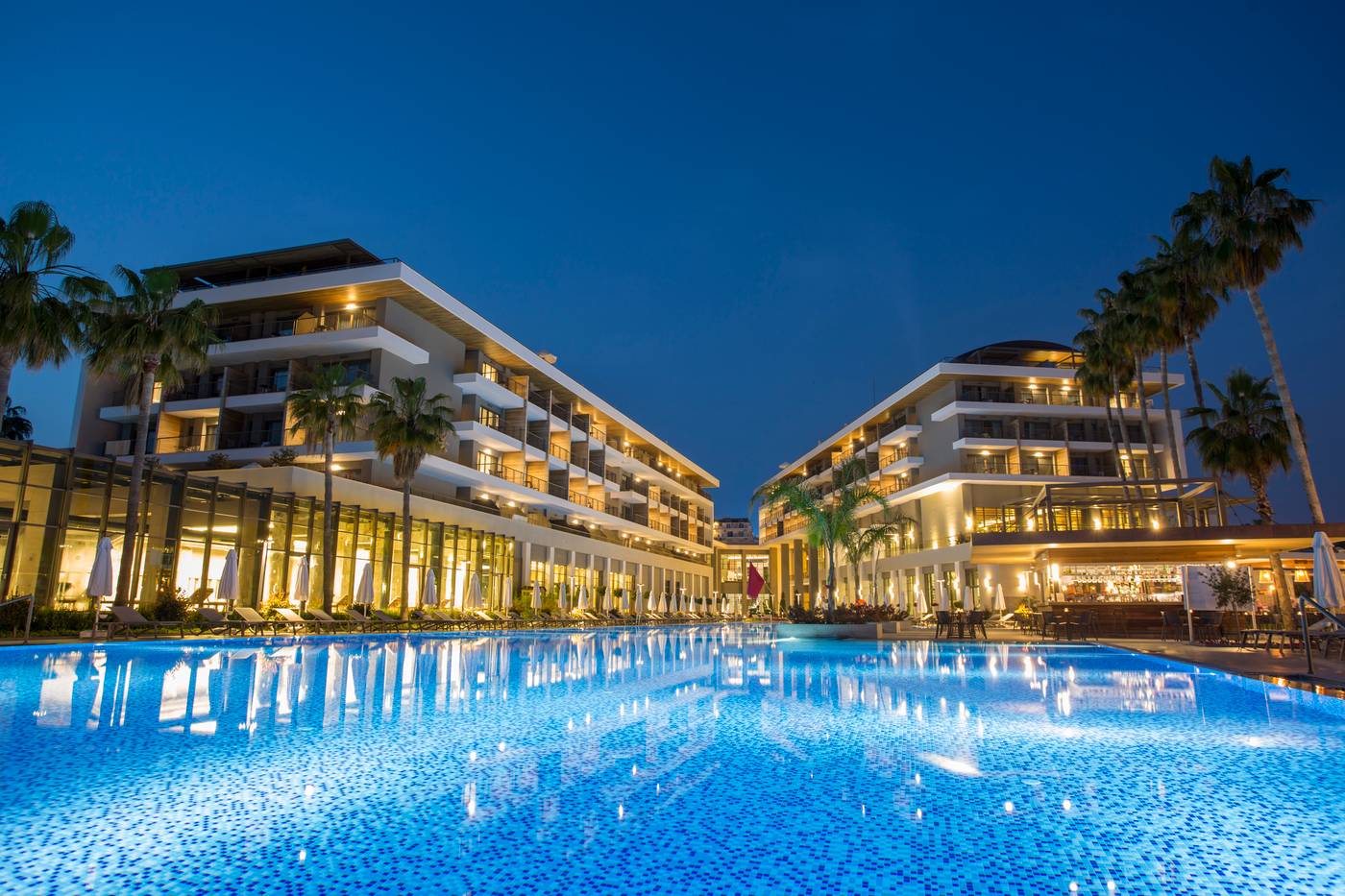 Acanthus-Cennet-Barut-Collection-General-view-3