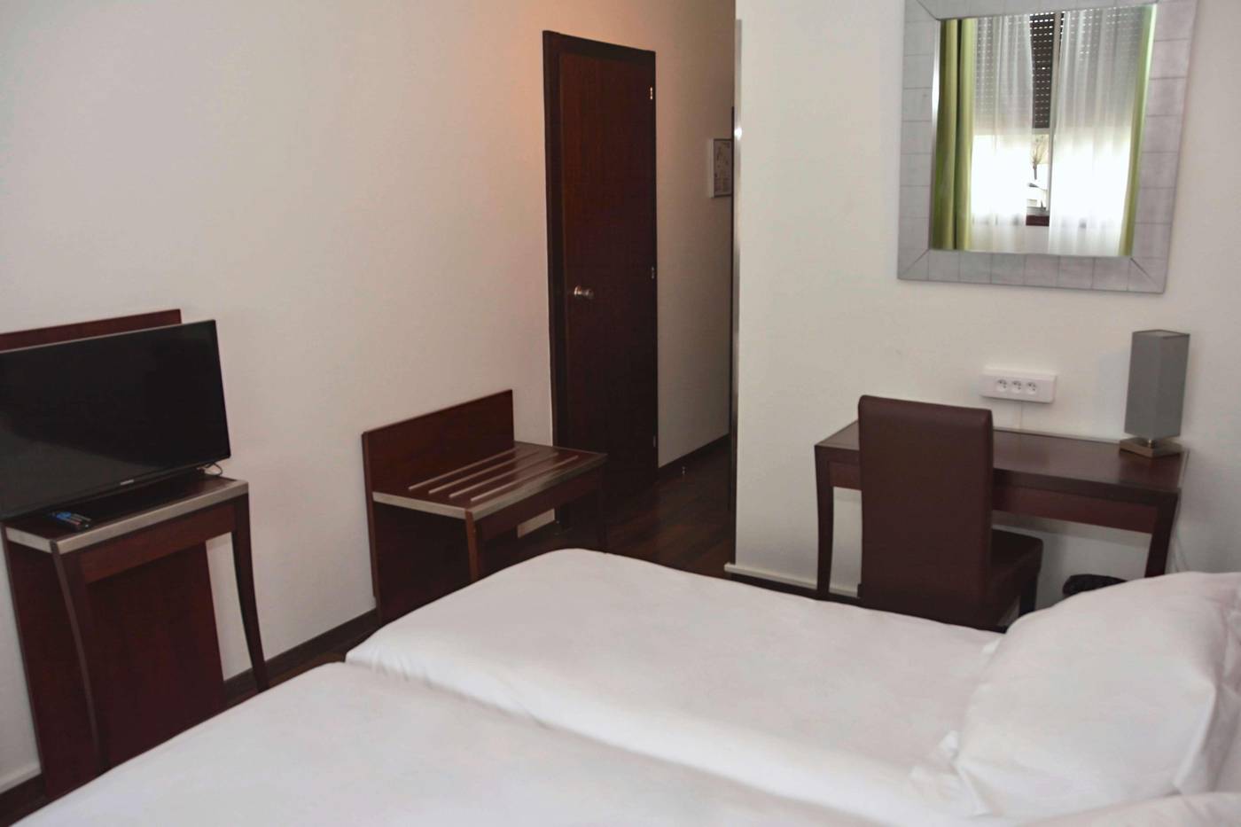 Sure Hotel by Best Western Annemasse-France-Annemasse-Room-6