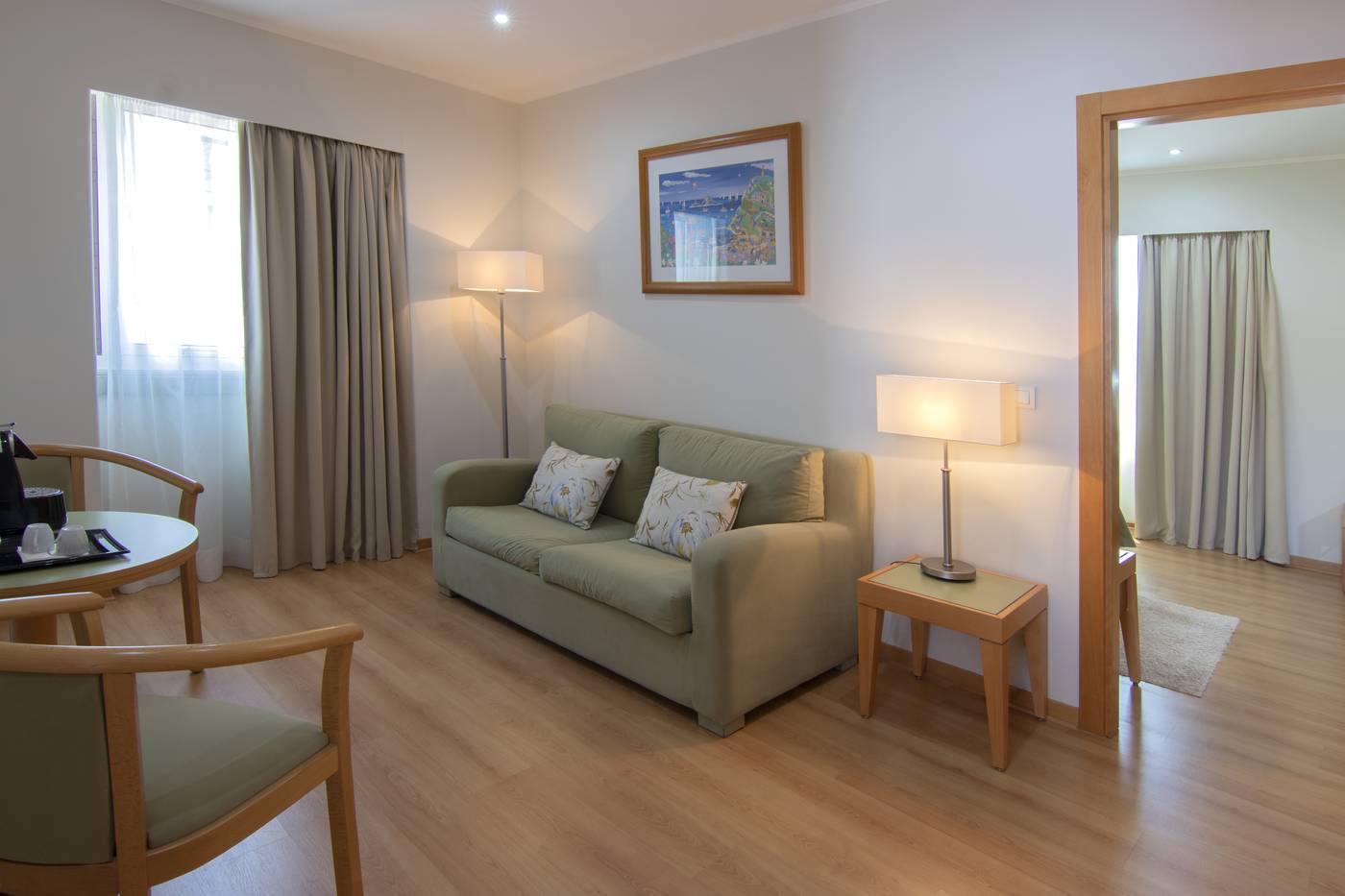 Luna-Esperanca-Centro-Hotel-Room-12