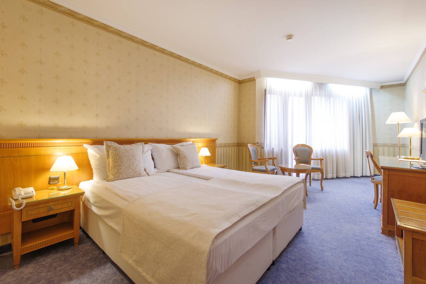 Downtown-Bulgaria-SOFIA-Room-8