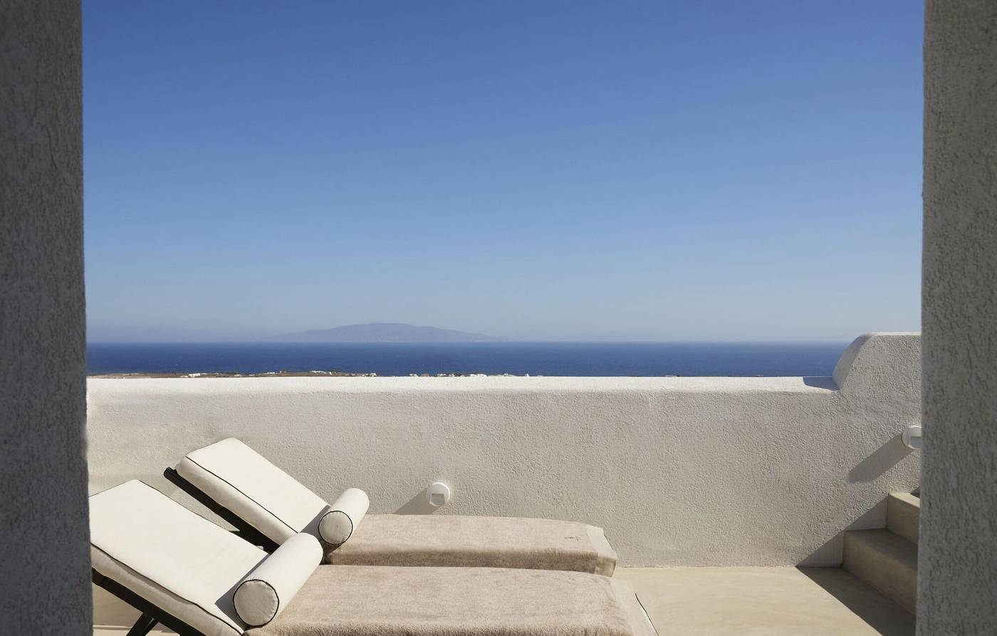 Danae-Suites-Room-37